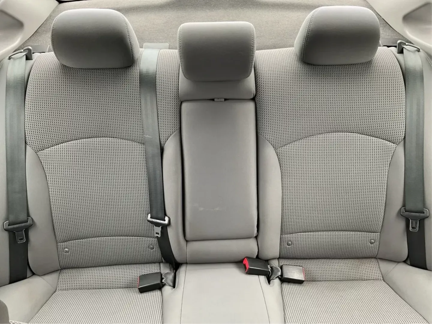 2013 Gray Hyundai Sonata GLS (5NPEB4AC5DH) with an 2.4L L4 DOHC 16V engine, 6-Speed Automatic transmission, located at 8750 N County Rd 25A, Piqua, OH, 45356, (937) 908-9800, 40.164391, -84.232513 - 2013 Hyundai Sonata GLS - Photo#13