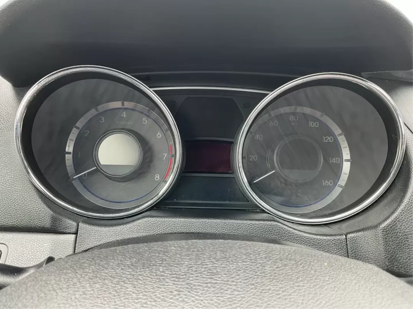 2013 Gray Hyundai Sonata GLS (5NPEB4AC5DH) with an 2.4L L4 DOHC 16V engine, 6-Speed Automatic transmission, located at 8750 N County Rd 25A, Piqua, OH, 45356, (937) 908-9800, 40.164391, -84.232513 - 2013 Hyundai Sonata GLS - Photo#14