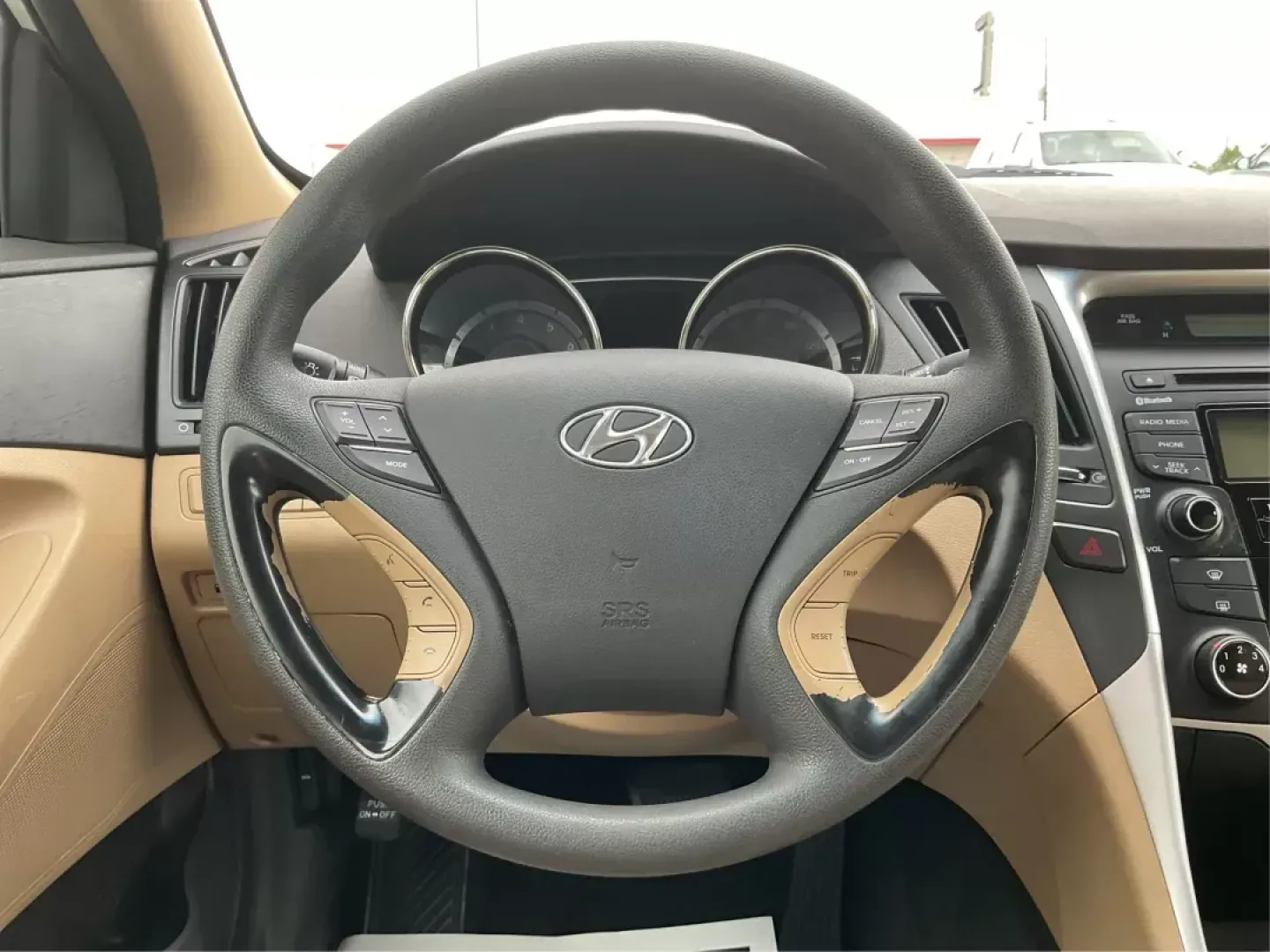 2013 Hyundai Sonata GLS (5NPEB4ACXDH) with an 2.4L I-4 gasoline direct injection engine, located at 1951 S Dayton Lakeview Rd., New Carlisle, OH, 45344, (937) 908-9800, 39.890999, -84.050255 - 2013 Hyundai Sonata GLS - Photo#16