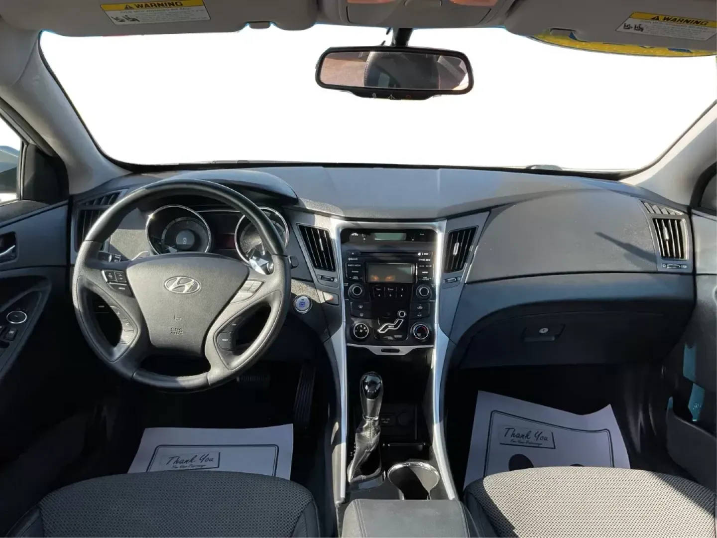 2013 Hyundai Sonata SE (5NPEC4AC8DH) with an 2.4L I-4 gasoline direct injection engine, located at 880 E. National Road, Vandalia, OH, 45377, (937) 908-9800, 39.891918, -84.183594 - **Drive Your Future with the 2013 Hyundai Sonata SE: Perfect for Fairborn Commuters!**<br /> <br /> Are you ready to elevate your driving experience? The 2013 Hyundai Sonata SE is here, perfect for those long commutes or weekend getaways. With its stylish design and spacious interior, this sedan is - Photo#19