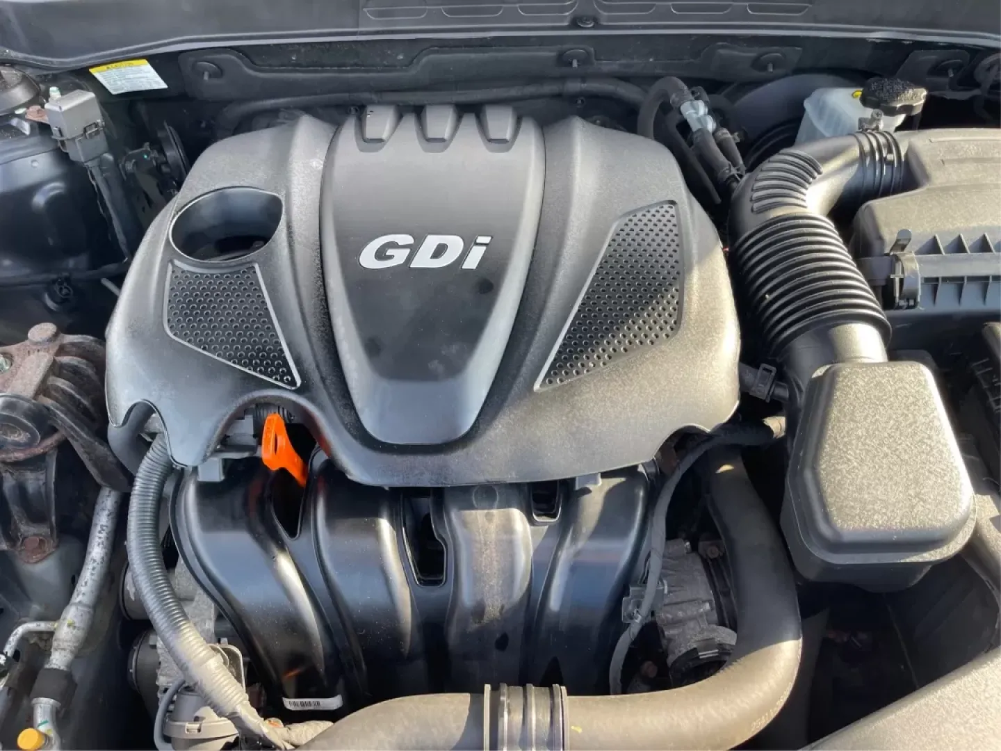 2013 Hyundai Sonata GLS (5NPEB4AC6DH) with an 2.4L I-4 gasoline direct injection engine, located at 401 Woodman Dr, Riverside, OH, 45431, (937) 908-9800, 39.760899, -84.123421 - If you're searching for the perfect blend of reliability, comfort, and affordability, look no further than this stunning 2013 Hyundai Sonata GLS, available now at Advantage Car and Credit in Fairborn, OH. Ideal for budget-conscious buyers or families looking for a dependable sedan, this vehicle shin - Photo#10