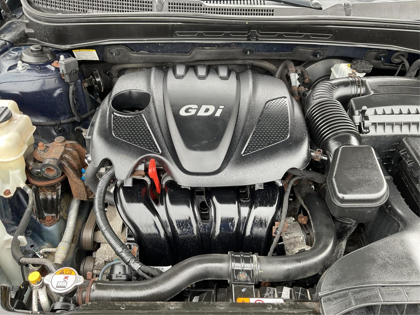 2013 Hyundai Sonata GLS (5NPEB4AC6DH) with an 2.4L L4 DOHC 16V engine, 6-Speed Automatic transmission, located at 1951 S Dayton Lakeview Rd., New Carlisle, OH, 45344, (937) 908-9800, 39.890999, -84.050255 - 2013 Hyundai Sonata GLS - Photo#10
