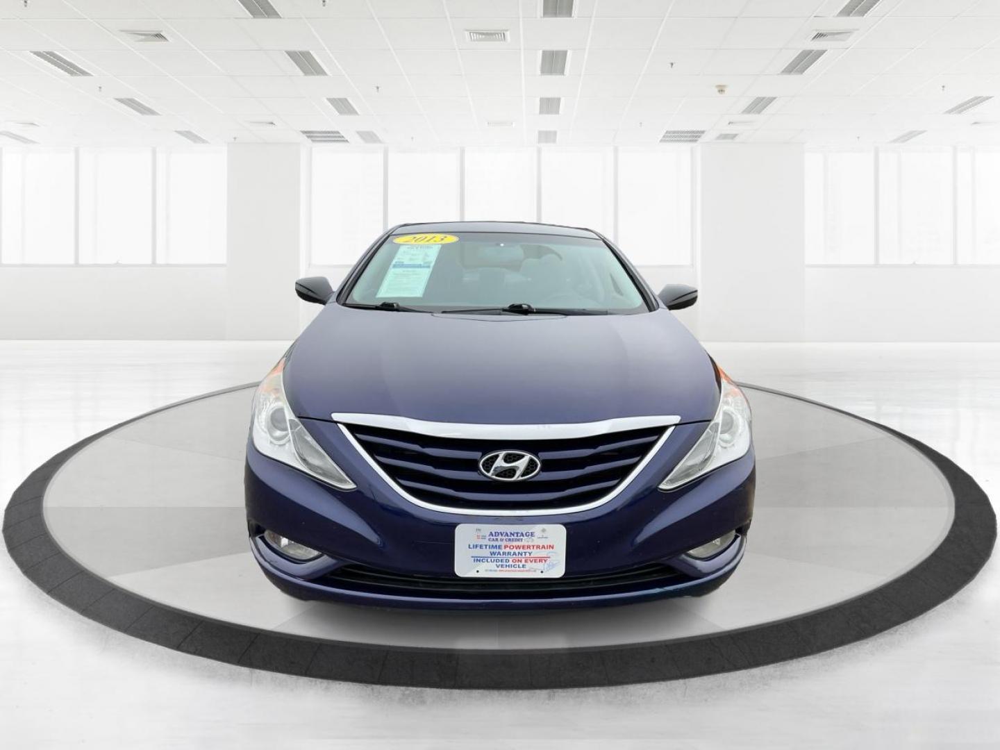 2013 Hyundai Sonata GLS (5NPEB4AC6DH) with an 2.4L L4 DOHC 16V engine, 6-Speed Automatic transmission, located at 1951 S Dayton Lakeview Rd., New Carlisle, OH, 45344, (937) 908-9800, 39.890999, -84.050255 - 2013 Hyundai Sonata GLS - Photo#6