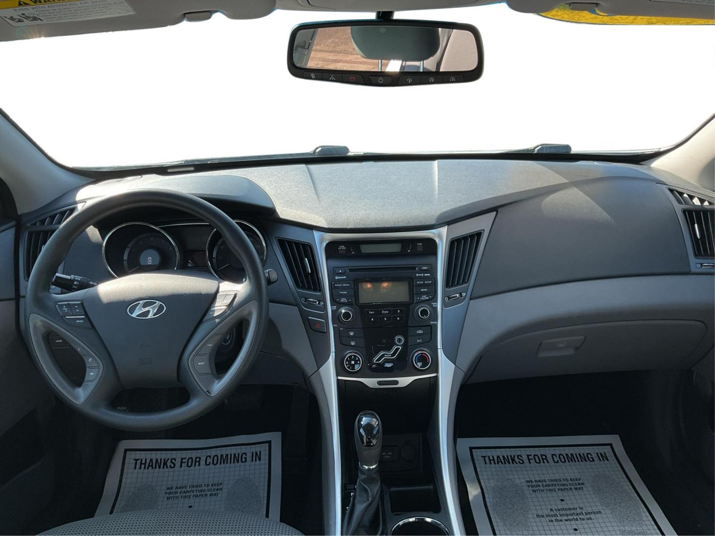 2013 Hyundai Sonata GLS (5NPEB4AC7DH) with an 2.4L I-4 gasoline direct injection engine, located at 1230 East Main St, Xenia, OH, 45385, (937) 908-9800, 39.688026, -83.910172 - 2013 Hyundai Sonata GLS - Photo#20
