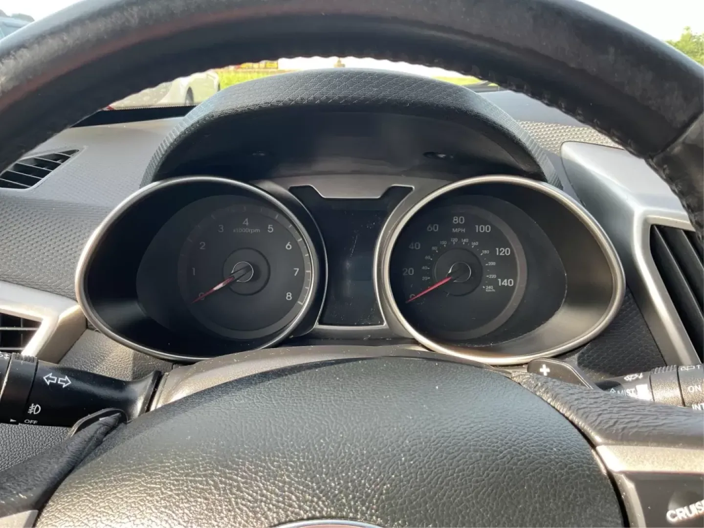 2013 Hyundai Veloster Base w/Black (KMHTC6ADXDU) with an 1.6L I-4 gasoline direct injection engine, located at 1230 East Main St, Xenia, OH, 45385, (937) 908-9800, 39.688026, -83.910172 - **Unleash Your Weekend Adventures with the 2013 Hyundai Veloster!** <br /> <br /> Are you searching for a vehicle that combines style, performance, and practicality? Look no further than the 2013 Hyundai Veloster, available now at Advantage Car and Credit in Fairborn, OH. This hatchback is not just - Photo#13