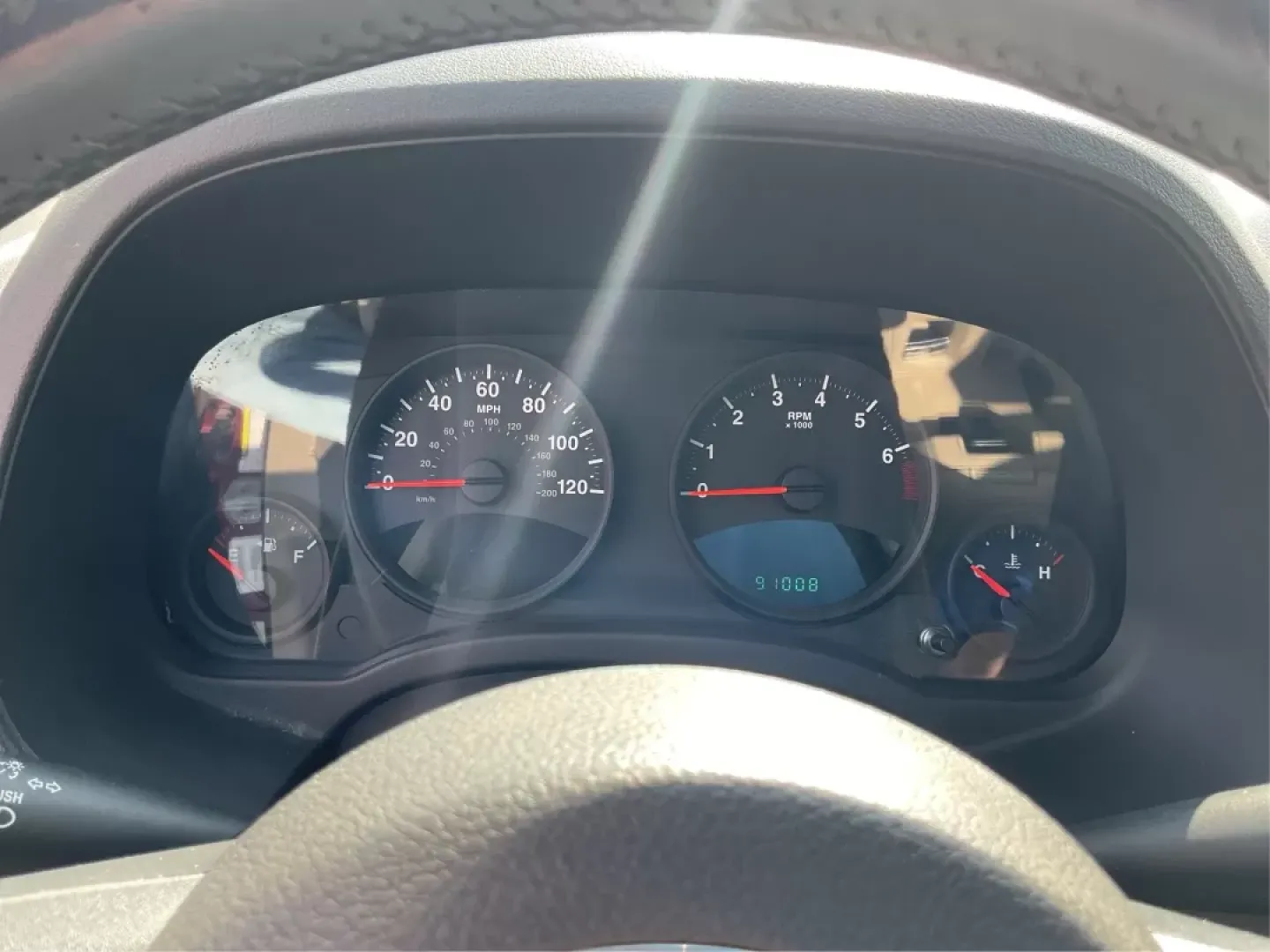 2013 Jeep Compass Latitude (1C4NJDEB6DD) with an 2.4L I-4 DOHC engine, located at 401 Woodman Dr, Riverside, OH, 45431, (937) 908-9800, 39.760899, -84.123421 - Are you ready to elevate your adventures and embrace a lifestyle filled with exploration? The 2013 Jeep Compass Latitude is the perfect companion for those who value versatility and comfort, making it an ideal choice for weekend getaways or daily commutes. This rugged yet refined SUV is now availabl - Photo#14