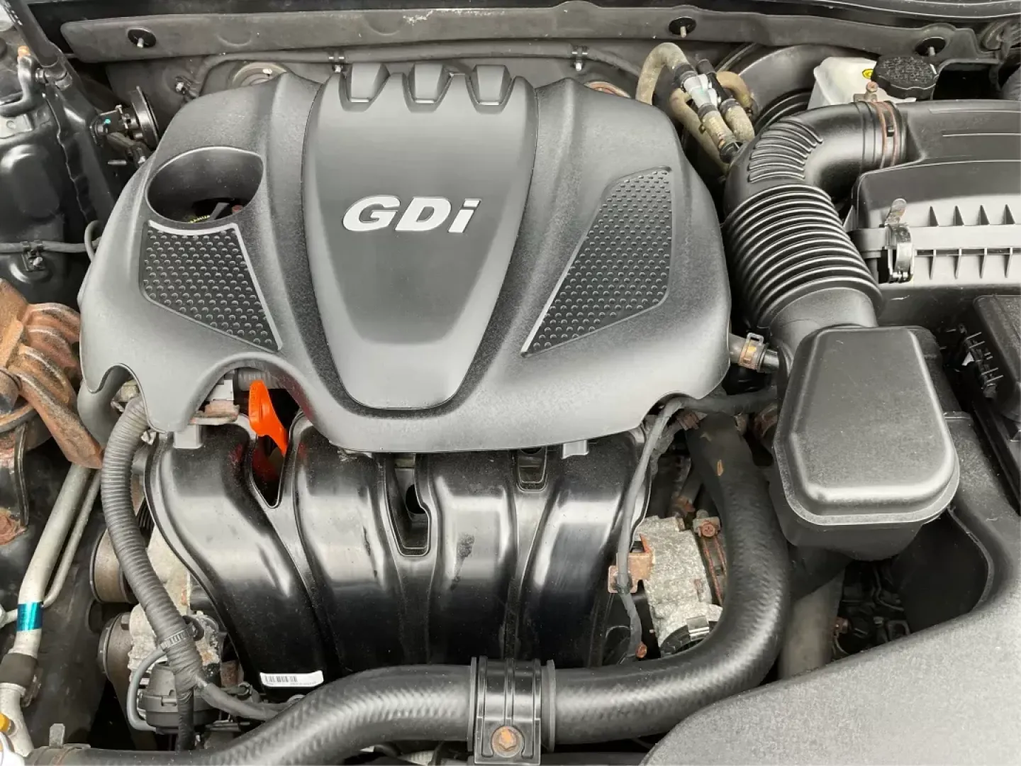 2013 Kia Optima LX (5XXGM4A72DG) with an 2.4L I-4 gasoline direct injection engine, located at 401 Woodman Dr, Riverside, OH, 45431, (937) 908-9800, 39.760899, -84.123421 - **Unlock Adventure with the 2013 Kia Optima LX at Advantage Car and Credit!**<br /> <br /> Are you searching for a reliable sedan that seamlessly combines comfort, style, and affordability? Look no further! The 2013 Kia Optima LX is the perfect vehicle for budget-conscious buyers, offering a great b - Photo#9