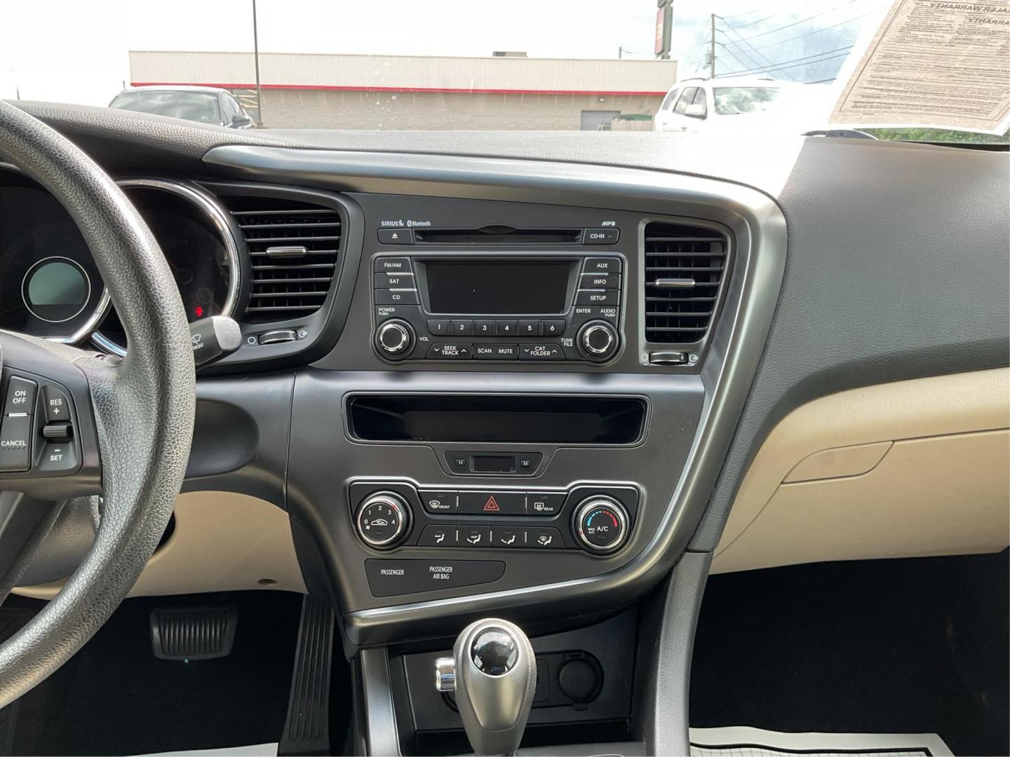 2013 Kia Optima LX (5XXGM4A71DG) with an 2.4L I-4 gasoline direct injection engine, located at 880 E. National Road, Vandalia, OH, 45377, (937) 908-9800, 39.891918, -84.183594 - 2013 Kia Optima LX - Photo#11