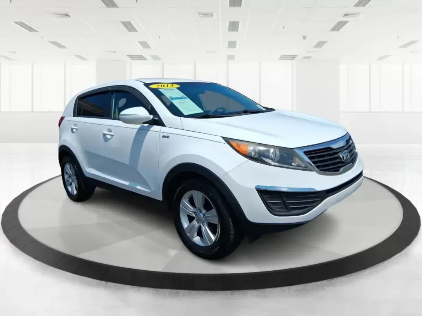 2013 Kia Sportage LX (KNDPBCA20D7) with an 2.4L I-4 DOHC engine, located at 1230 East Main St, Xenia, OH, 45385, (937) 908-9800, 39.688026, -83.910172 - **Unlock Adventure with the 2013 Kia Sportage LX Perfect for Your Next Journey!**<br /> <br /> Are you ready to elevate your lifestyle with a vehicle that combines practicality and excitement? The 2013 Kia Sportage LX, available at Advantage Car and Credit in Fairborn, OH, is your ideal partner for - Photo#0