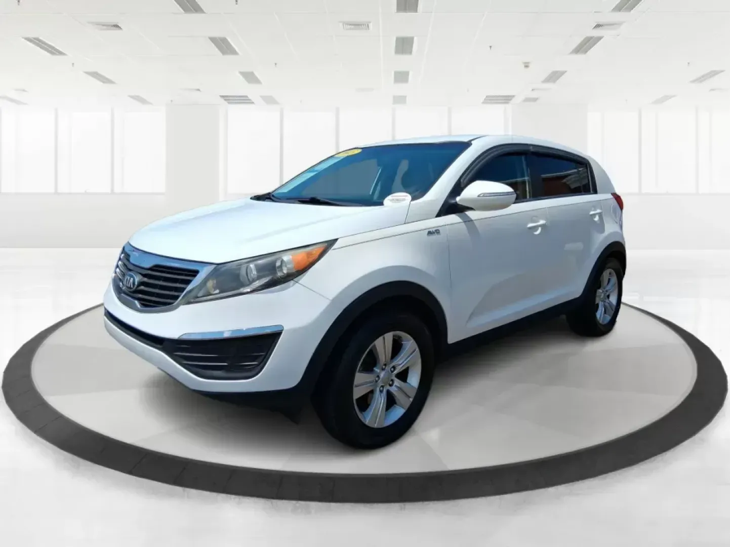 2013 Kia Sportage LX (KNDPBCA20D7) with an 2.4L I-4 DOHC engine, located at 1230 East Main St, Xenia, OH, 45385, (937) 908-9800, 39.688026, -83.910172 - **Unlock Adventure with the 2013 Kia Sportage LX Perfect for Your Next Journey!**<br /> <br /> Are you ready to elevate your lifestyle with a vehicle that combines practicality and excitement? The 2013 Kia Sportage LX, available at Advantage Car and Credit in Fairborn, OH, is your ideal partner for - Photo#7
