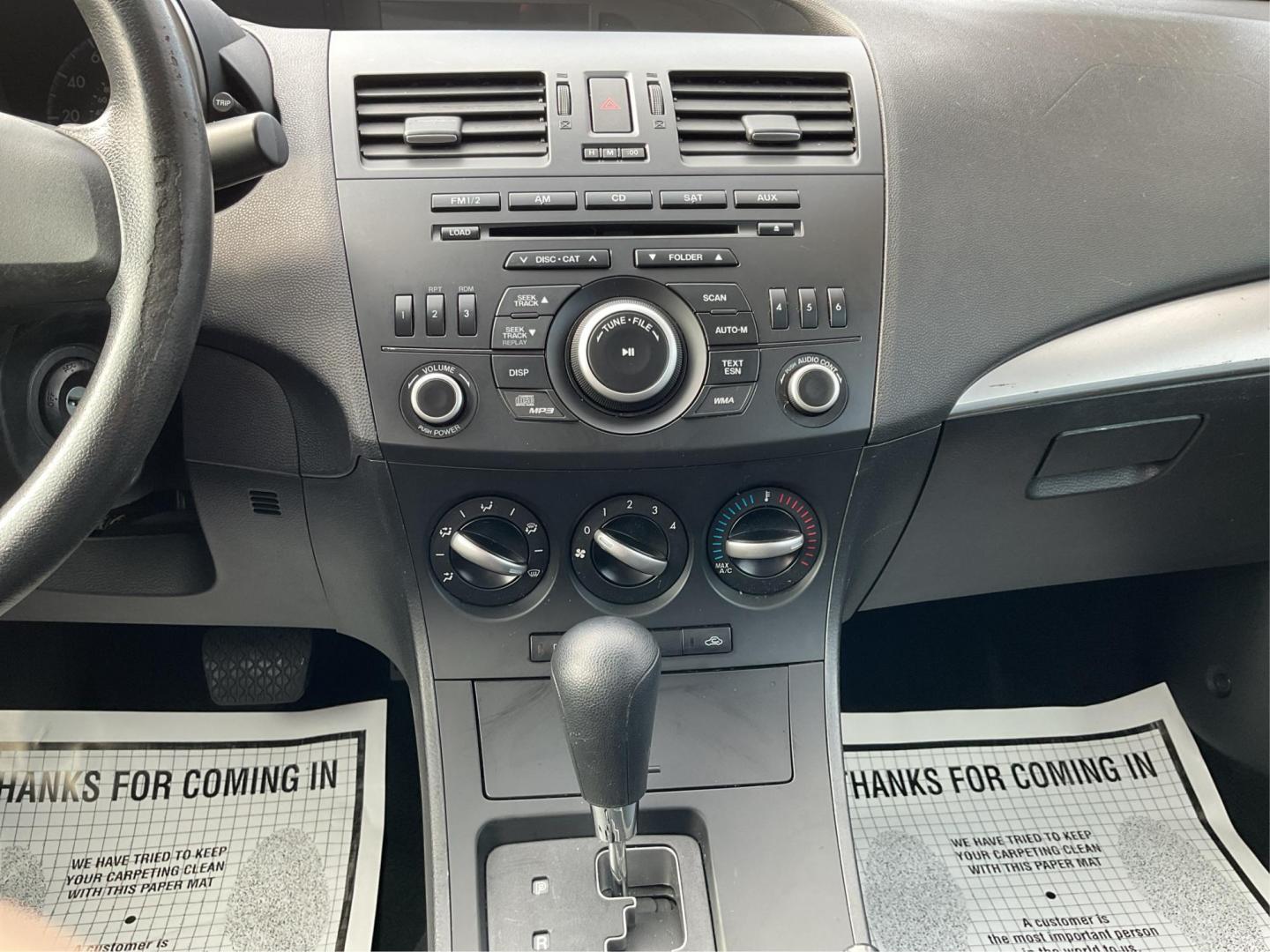 2013 Mazda Mazda3 i SV (JM1BL1TF0D1) with an 2L I-4 DOHC engine, located at 1951 S Dayton Lakeview Rd., New Carlisle, OH, 45344, (937) 908-9800, 39.890999, -84.050255 - 2013 Mazda Mazda3 i SV - Photo#12