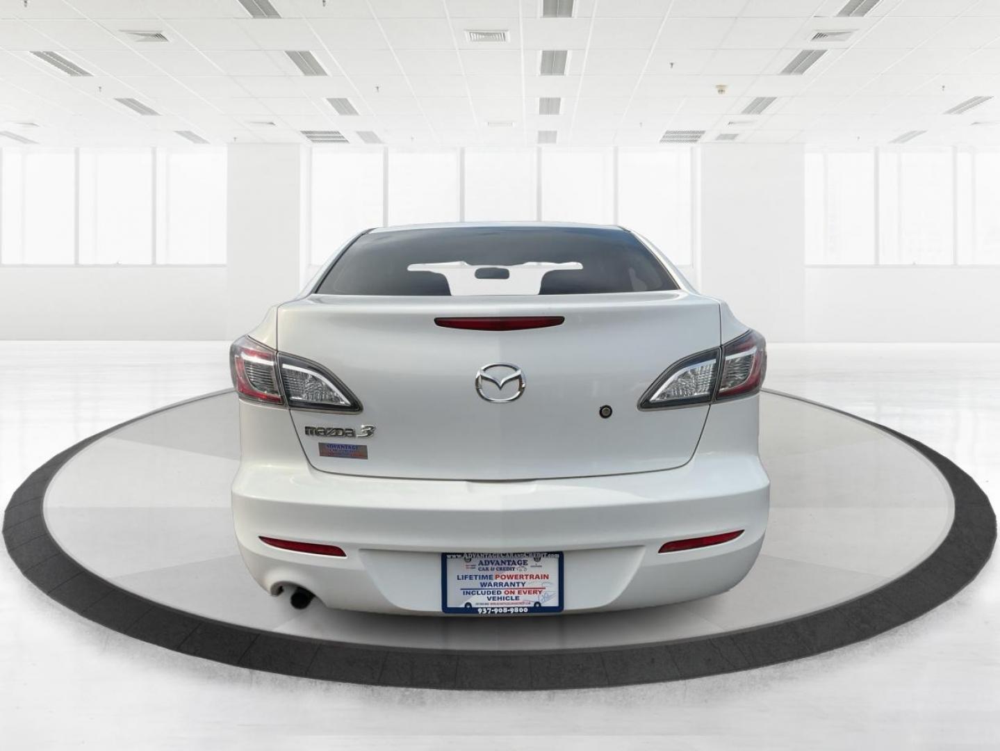 2013 Mazda Mazda3 i SV (JM1BL1TF0D1) with an 2L I-4 DOHC engine, located at 1951 S Dayton Lakeview Rd., New Carlisle, OH, 45344, (937) 908-9800, 39.890999, -84.050255 - 2013 Mazda Mazda3 i SV - Photo#3