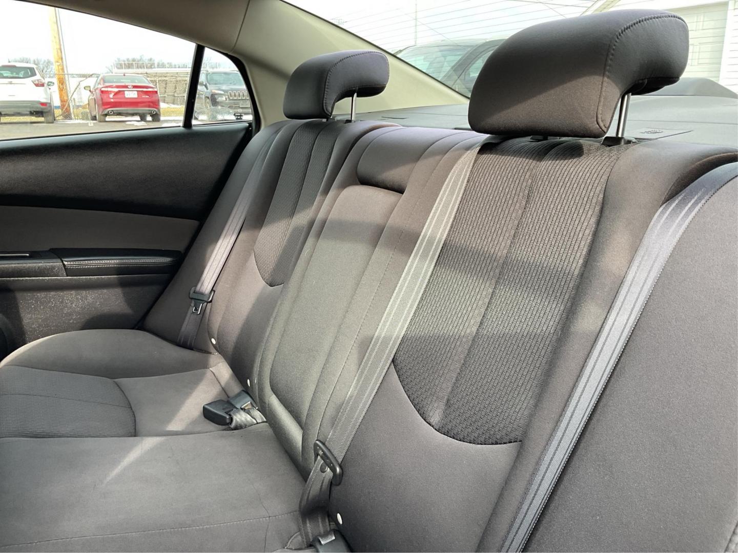 2013 Mazda Mazda6 i Touring (1YVHZ8DH7D5) with an 2.5L I-4 DOHC engine, located at 8750 N County Rd 25A, Piqua, OH, 45356, (937) 908-9800, 40.164391, -84.232513 - 2013 Mazda Mazda6 i Touring - Photo#9
