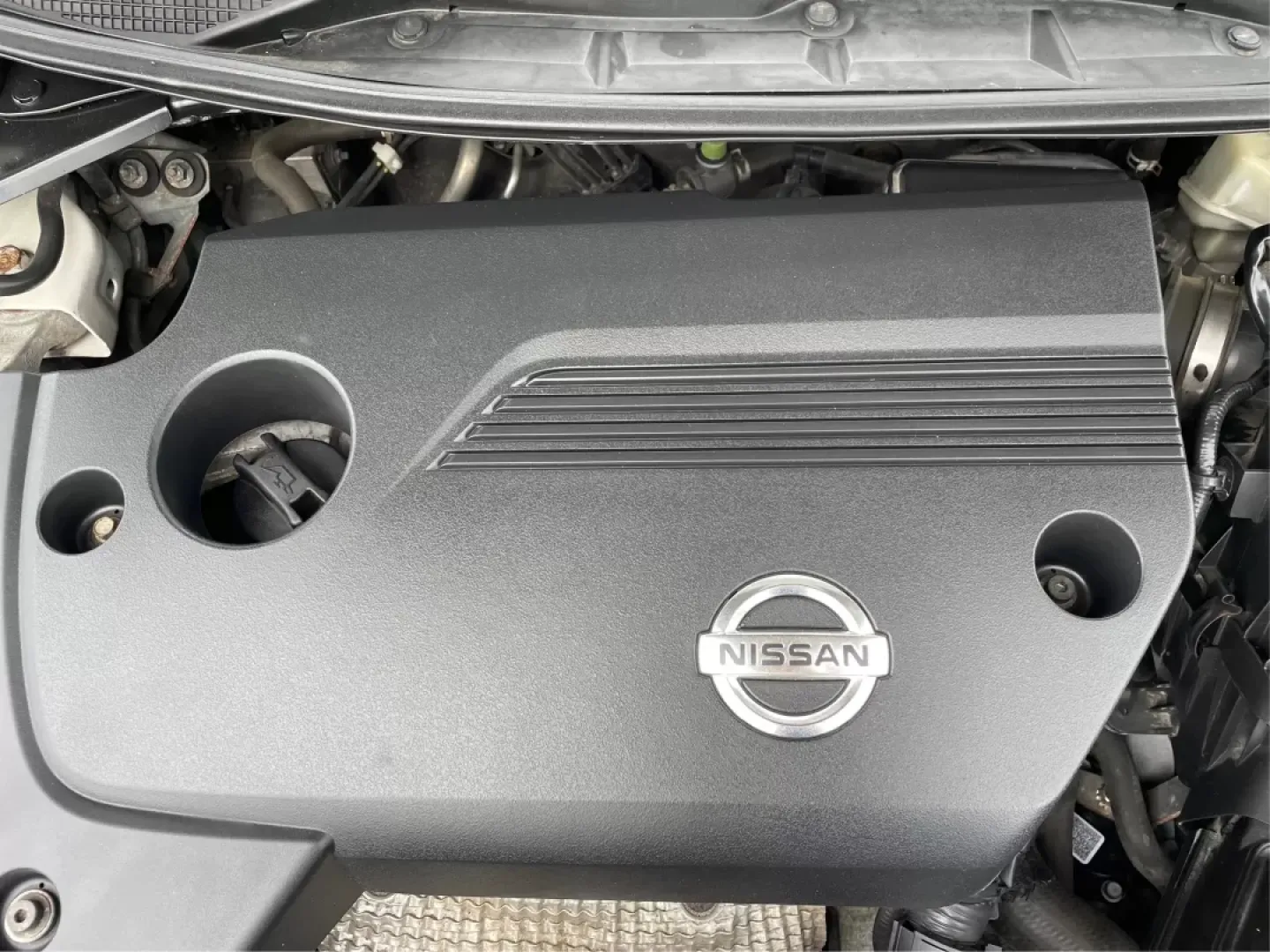 2013 Nissan Altima 2.5 S (1N4AL3APXDC) with an 2.5L I-4 DOHC engine, located at 401 Woodman Dr, Riverside, OH, 45431, (937) 908-9800, 39.760899, -84.123421 - **Experience the Ultimate Blend of Comfort and Reliability with the 2013 Nissan Altima 2.5 S Perfect for Your Lifestyle!**<br /> <br /> Are you in search of a vehicle that effortlessly balances daily commuting and weekend getaways? Look no further than this stunning 2013 Nissan Altima 2.5 S, now av - Photo#11