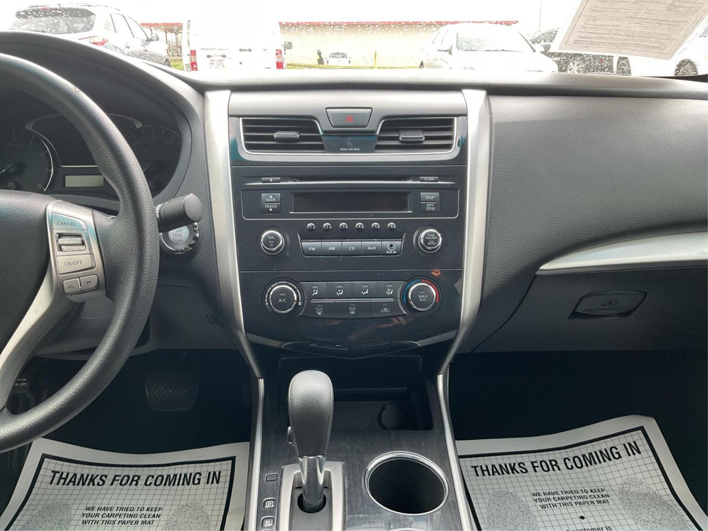 2013 Nissan Altima 2.5 S (1N4AL3APXDN) with an 2.5L I-4 DOHC engine, located at 1184 Kauffman Ave, Fairborn, OH, 45324, (937) 908-9800, 39.807072, -84.030914 - 2013 Nissan Altima 2.5 S - Photo#12