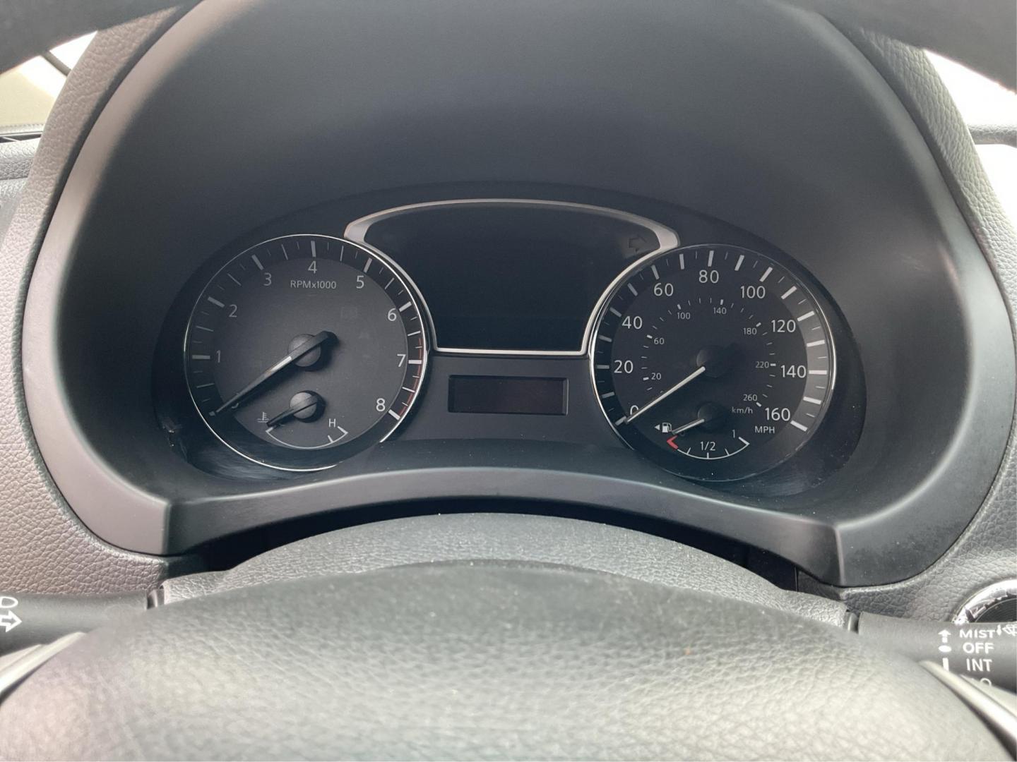 2013 Nissan Altima 2.5 S (1N4AL3APXDN) with an 2.5L I-4 DOHC engine, located at 1184 Kauffman Ave, Fairborn, OH, 45324, (937) 908-9800, 39.807072, -84.030914 - 2013 Nissan Altima 2.5 S - Photo#14