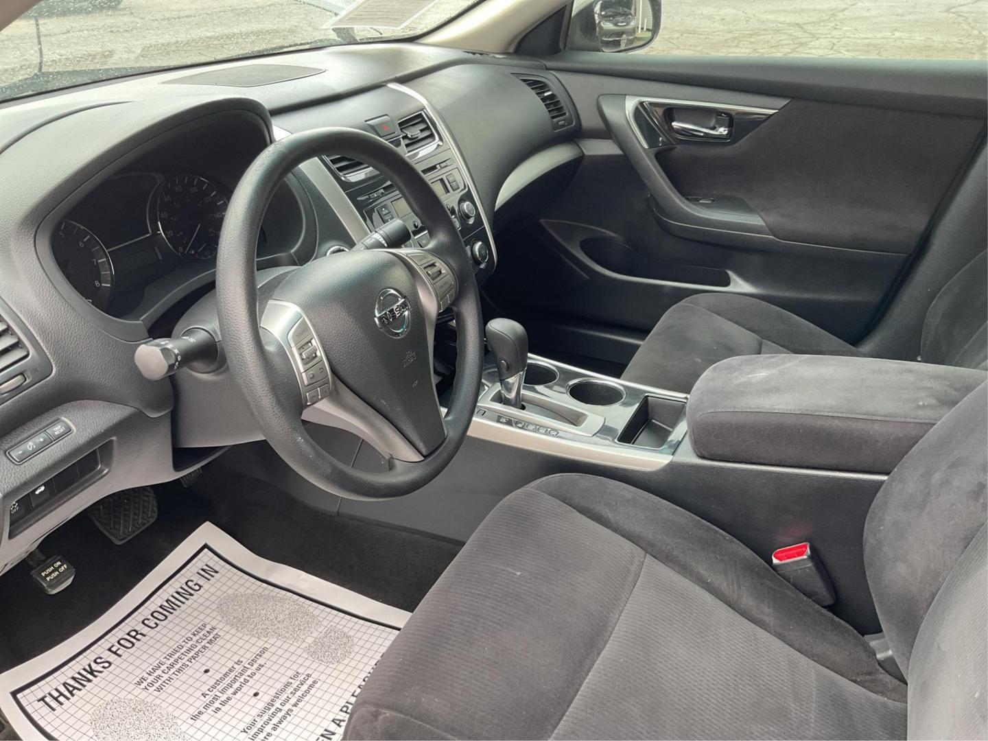 2013 Nissan Altima 2.5 S (1N4AL3APXDN) with an 2.5L I-4 DOHC engine, located at 1184 Kauffman Ave, Fairborn, OH, 45324, (937) 908-9800, 39.807072, -84.030914 - 2013 Nissan Altima 2.5 S - Photo#8