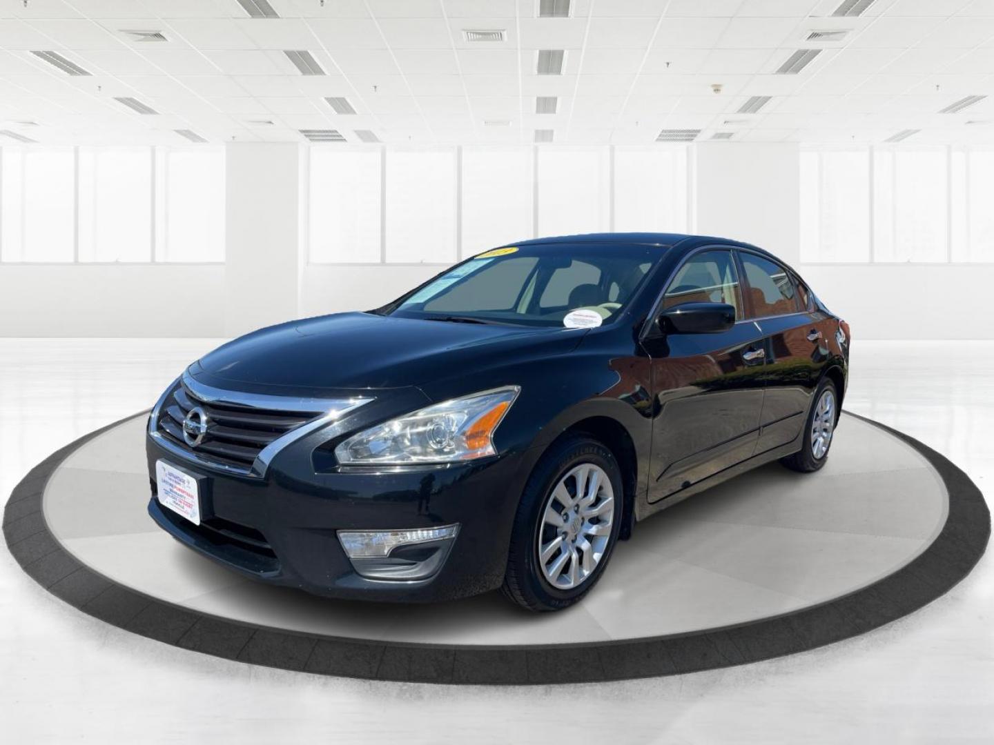 2013 Nissan Altima 2.5 S (1N4AL3AP1DC) with an 2.5L I-4 DOHC engine, located at 1099 N County Rd 25A, Troy, OH, 45373, (937) 908-9800, 40.057079, -84.212883 - 2013 Nissan Altima 2.5 S - Photo#7