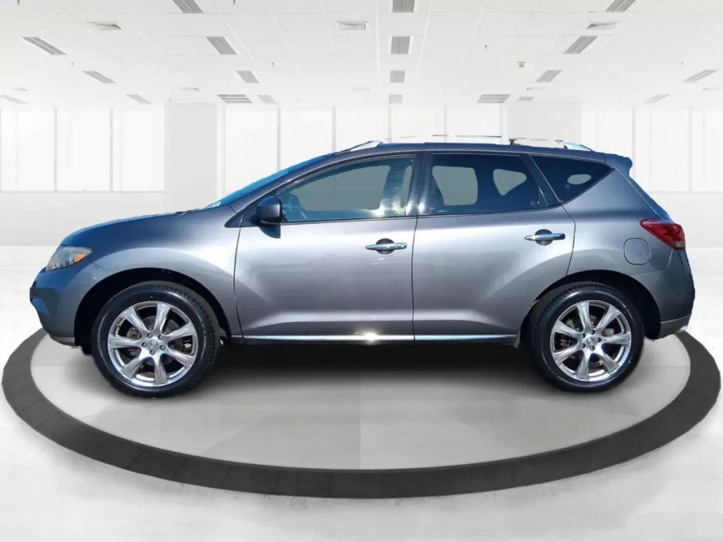 2013 Nissan Murano LE (JN8AZ1MW9DW) with an 3.5L V-6 DOHC engine, located at 8750 N County Rd 25A, Piqua, OH, 45356, (937) 908-9800, 40.164391, -84.232513 - **Experience Adventure with the 2013 Nissan Murano: Your Perfect Family Companion!**<br /> <br /> Are you ready to take your family on unforgettable road trips or enjoy weekend adventures with friends? The 2013 Nissan Murano LE is designed for those who seek both style and functionality. This mid-si - Photo#5