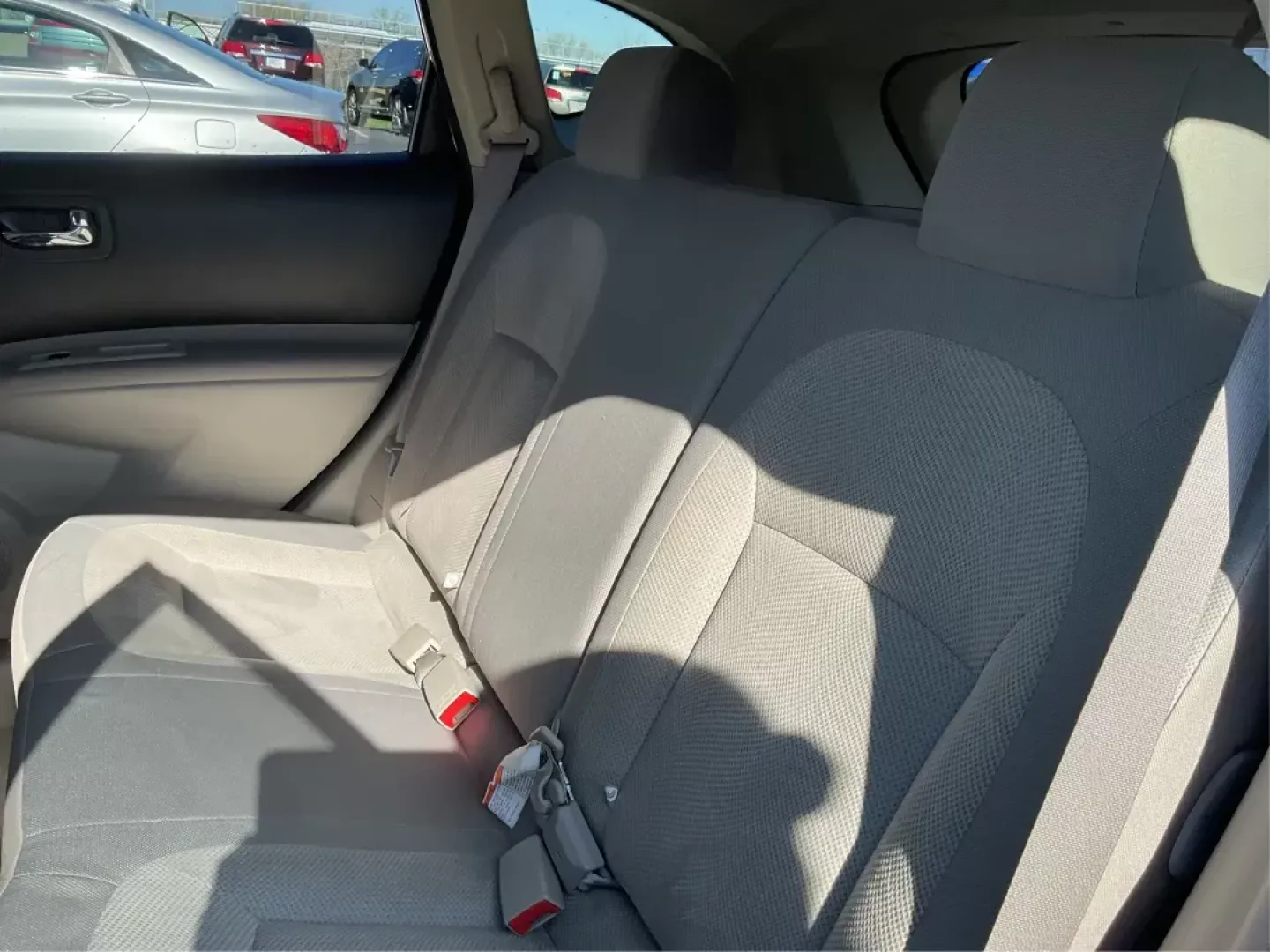 2013 Nissan Rogue S (JN8AS5MV4DW) with an 2.5L I-4 DOHC engine, located at 401 Woodman Dr, Riverside, OH, 45431, (937) 908-9800, 39.760899, -84.123421 - One Owner - Photo#9