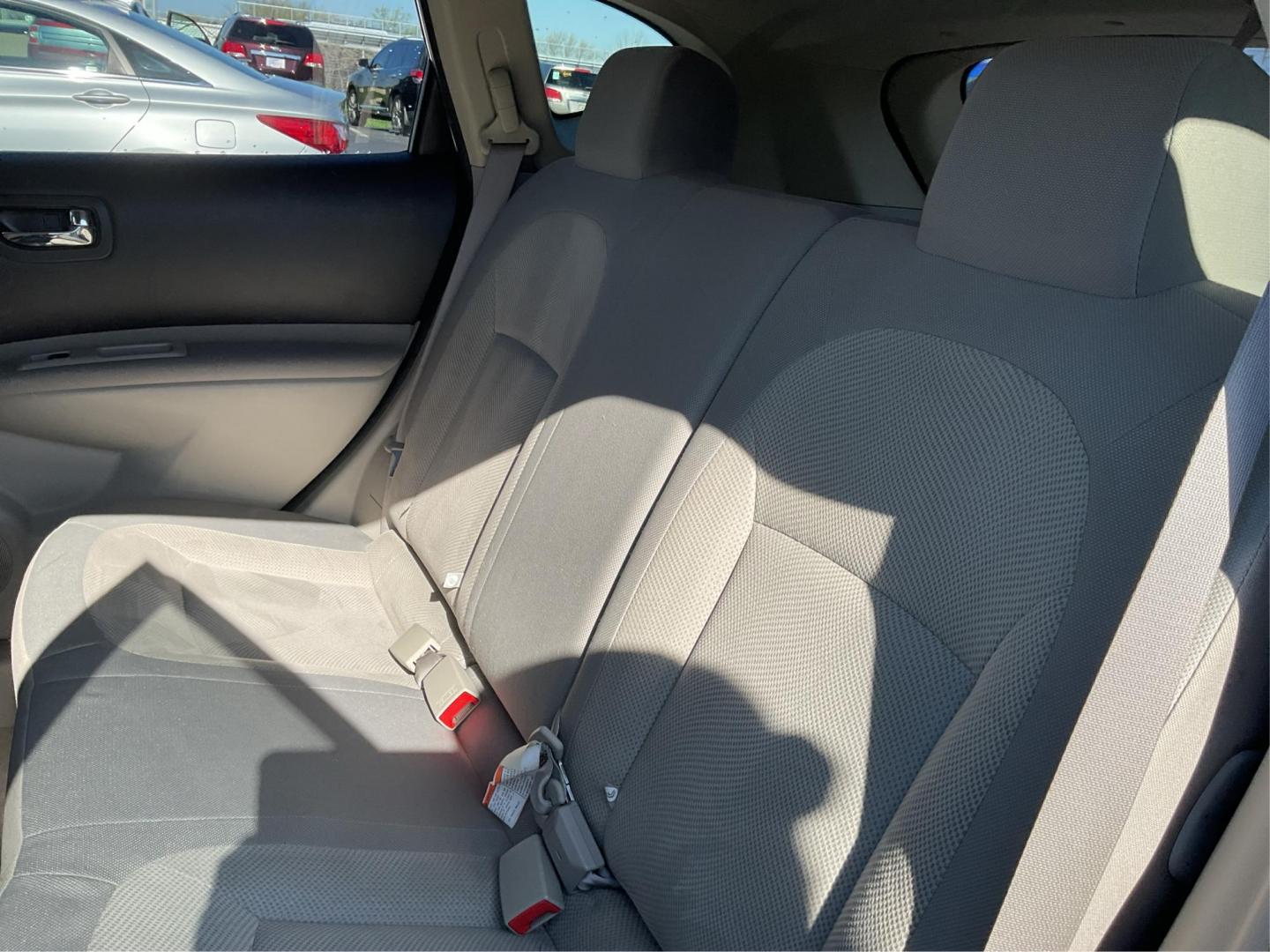 2013 Nissan Rogue S (JN8AS5MV4DW) with an 2.5L I-4 DOHC engine, located at 401 Woodman Dr, Riverside, OH, 45431, (937) 908-9800, 39.760899, -84.123421 - One Owner - Photo#9