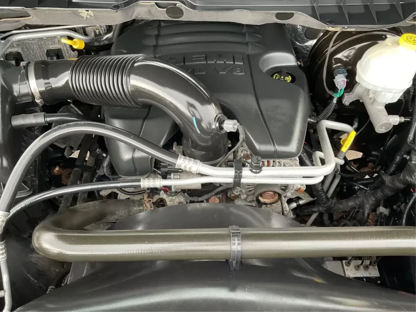 2013 Ram 1500 Big Horn (1C6RR7GT4DS) with an HEMI 5.7L V-8 variable valve control engine, located at 1951 S Dayton Lakeview Rd., New Carlisle, OH, 45344, (937) 908-9800, 39.890999, -84.050255 - 2013 Ram 1500 Big Horn - Photo#10