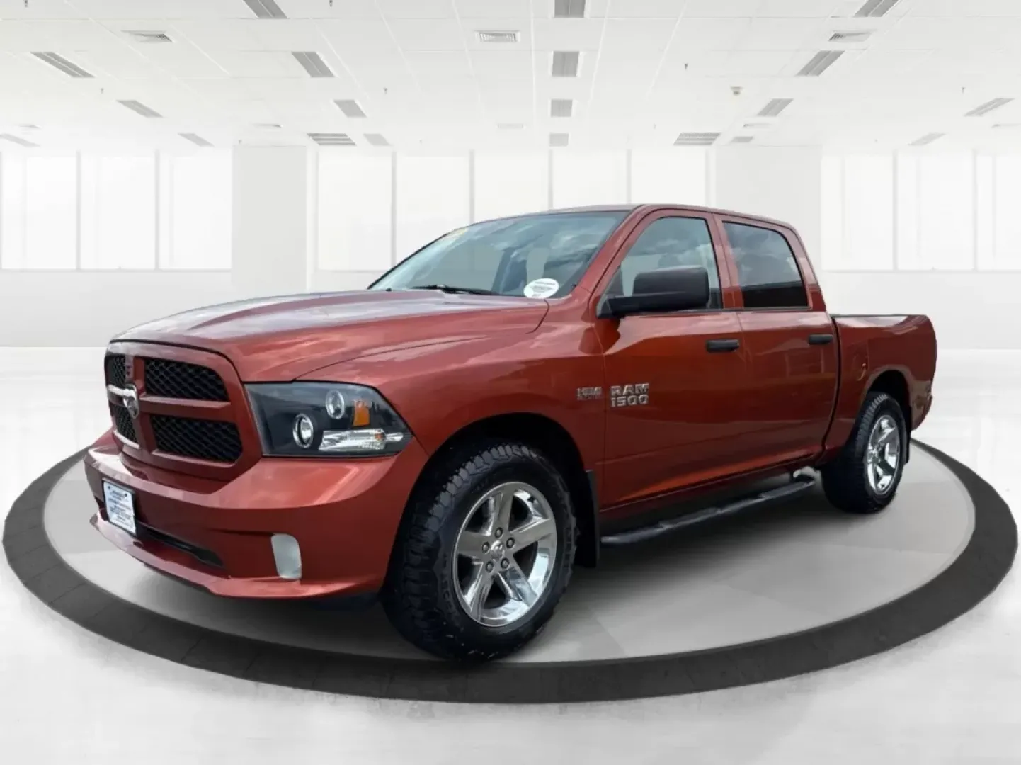 2013 Ram 1500 Express (1C6RR7KT8DS) with an HEMI 5.7L V-8 variable valve control engine, located at 8750 N County Rd 25A, Piqua, OH, 45356, (937) 908-9800, 40.164391, -84.232513 - **Adventure Awaits: Discover the 2013 Ram 1500 at Advantage Car and Credit!**<br /> <br /> If you're looking for a versatile and powerful truck that can seamlessly transition from weekday commutes to weekend adventures, look no further than this stunning 2013 Ram 1500 Express. With its bold Copperhe - Photo#8