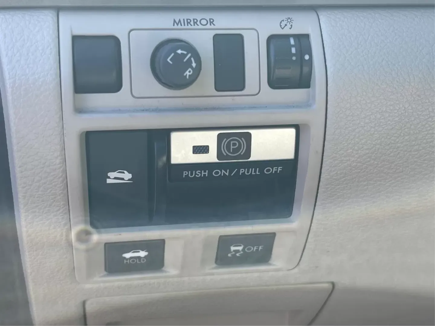 2013 Subaru Legacy 2.5i Premium (4S3BMCC68D3) with an 2.5L H-4 DOHC engine, located at 8750 N County Rd 25A, Piqua, OH, 45356, (937) 908-9800, 40.164391, -84.232513 - **Discover Your Next Adventure with the 2013 Subaru Legacy 2.5i Premium**<br /> <br /> Are you searching for a dependable vehicle that can keep up with your busy lifestyle? Look no further than this stunning 2013 Subaru Legacy 2.5i Premium, perfect for everything from daily commutes to weekend getaw - Photo#17