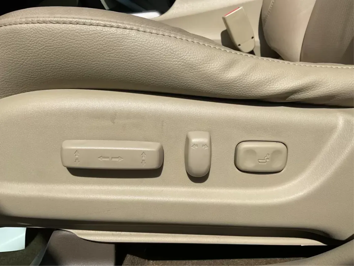 2014 Acura RDX Base (5J8TB4H3XEL) with an Other engine, located at 8750 N County Rd 25A, Piqua, OH, 45356, (937) 908-9800, 40.164391, -84.232513 - **Experience Adventure with the 2014 Acura RDX: The Perfect Crossover for Your Family!**<br /> <br /> Are you ready to elevate your family outings or weekend adventures? The 2014 Acura RDX is designed to cater to your active lifestyle, providing a perfect blend of comfort, performance, and reliabili - Photo#15