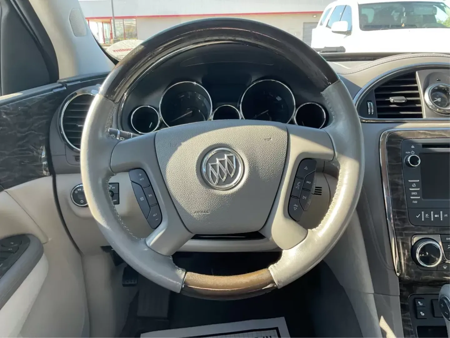 2014 Buick Enclave Leather (5GAKRBKDXEJ) with an 3.6L V-6 gasoline direct injection engine, located at 1230 East Main St, Xenia, OH, 45385, (937) 908-9800, 39.688026, -83.910172 - **Experience Luxury and Comfort with the 2014 Buick Enclave Perfect for Family Adventures!**<br /> <br /> Looking for a reliable vehicle that blends style, comfort, and versatility? Look no further than the 2014 Buick Enclave, available now at Advantage Car and Credit, your premier Buy Here Pay Her - Photo#15