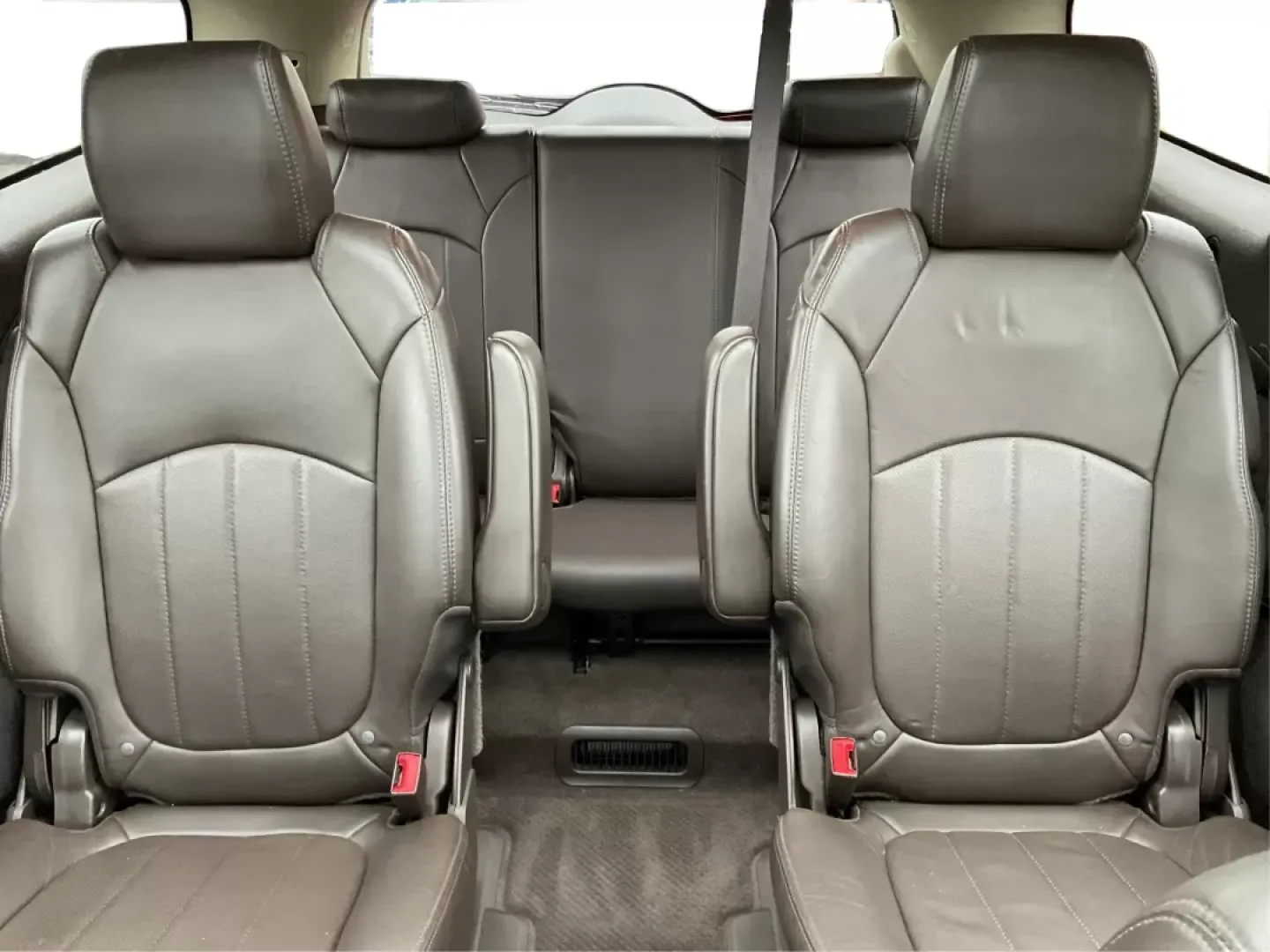 2014 Buick Enclave Premium (5GAKVCKD1EJ) with an 3.6L V-6 gasoline direct injection engine, located at 401 Woodman Dr, Riverside, OH, 45431, (937) 908-9800, 39.760899, -84.123421 - ### Experience Luxury and Versatility with the 2014 Buick Enclave from Advantage Car and Credit in Fairborn, OH!<br /> <br /> Are you searching for a vehicle that effortlessly combines luxurious comfort with family-friendly functionality? Look no further than the stunning **2014 Buick Enclave**, ava - Photo#14