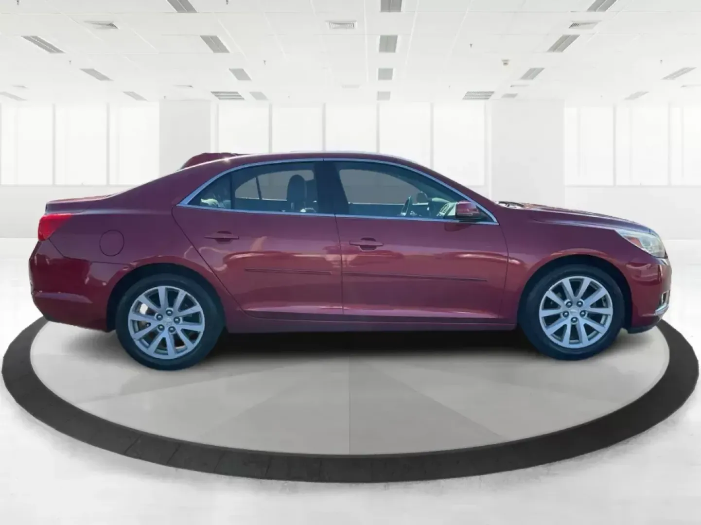 2014 Chevrolet Malibu 2LT (1G11E5SL7EU) with an ECOTEC 2.5L I-4 gasoline direct injection engine, located at 8750 N County Rd 25A, Piqua, OH, 45356, (937) 908-9800, 40.164391, -84.232513 - **Elevate Your Everyday Commute with the 2014 Chevrolet Malibu 2LT at Advantage Car and Credit!**<br /> <br /> Are you ready to transform your daily drives into extraordinary experiences? The 2014 Chevrolet Malibu 2LT is the perfect sedan for those who value comfort, style, and reliability. Whether - Photo#1