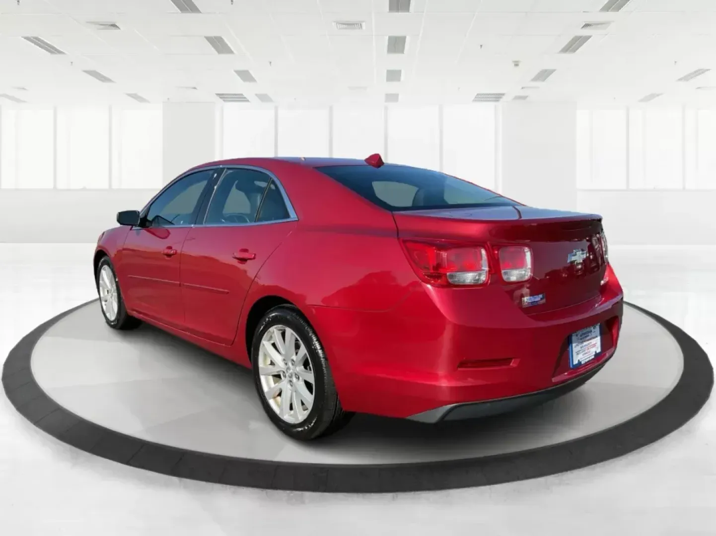 2014 Chevrolet Malibu 2LT (1G11E5SL7EU) with an ECOTEC 2.5L I-4 gasoline direct injection engine, located at 8750 N County Rd 25A, Piqua, OH, 45356, (937) 908-9800, 40.164391, -84.232513 - **Elevate Your Everyday Commute with the 2014 Chevrolet Malibu 2LT at Advantage Car and Credit!**<br /> <br /> Are you ready to transform your daily drives into extraordinary experiences? The 2014 Chevrolet Malibu 2LT is the perfect sedan for those who value comfort, style, and reliability. Whether - Photo#4