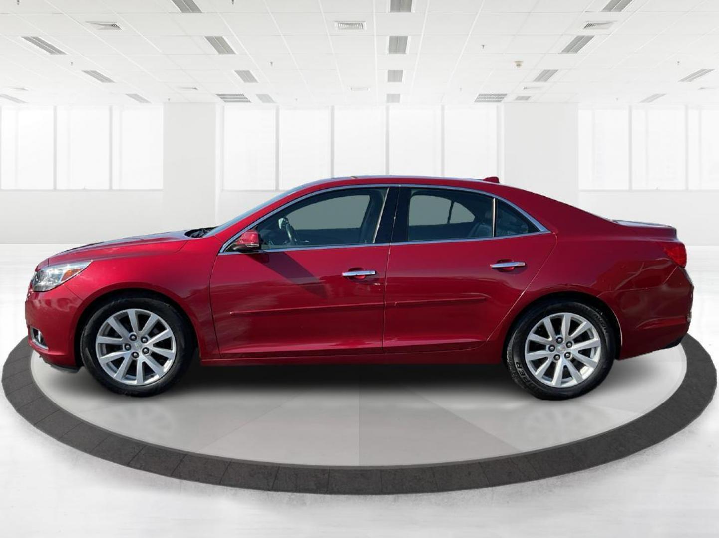 2014 Chevrolet Malibu LT (1G11E5SL4EF) with an Other engine, located at 880 E. National Road, Vandalia, OH, 45377, (937) 908-9800, 39.891918, -84.183594 - 2014 Chevrolet Malibu LT - Photo#5