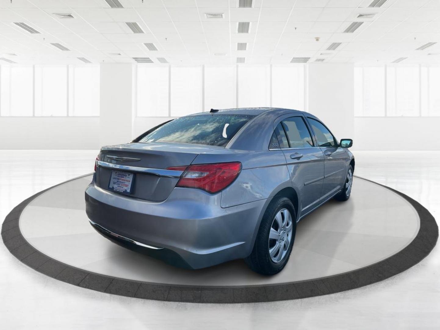 2014 Chrysler 200 LX (1C3CCBAB2EN) with an Other engine, located at 1230 East Main St, Xenia, OH, 45385, (937) 908-9800, 39.688026, -83.910172 - 2014 Chrysler 200 LX - Photo#2