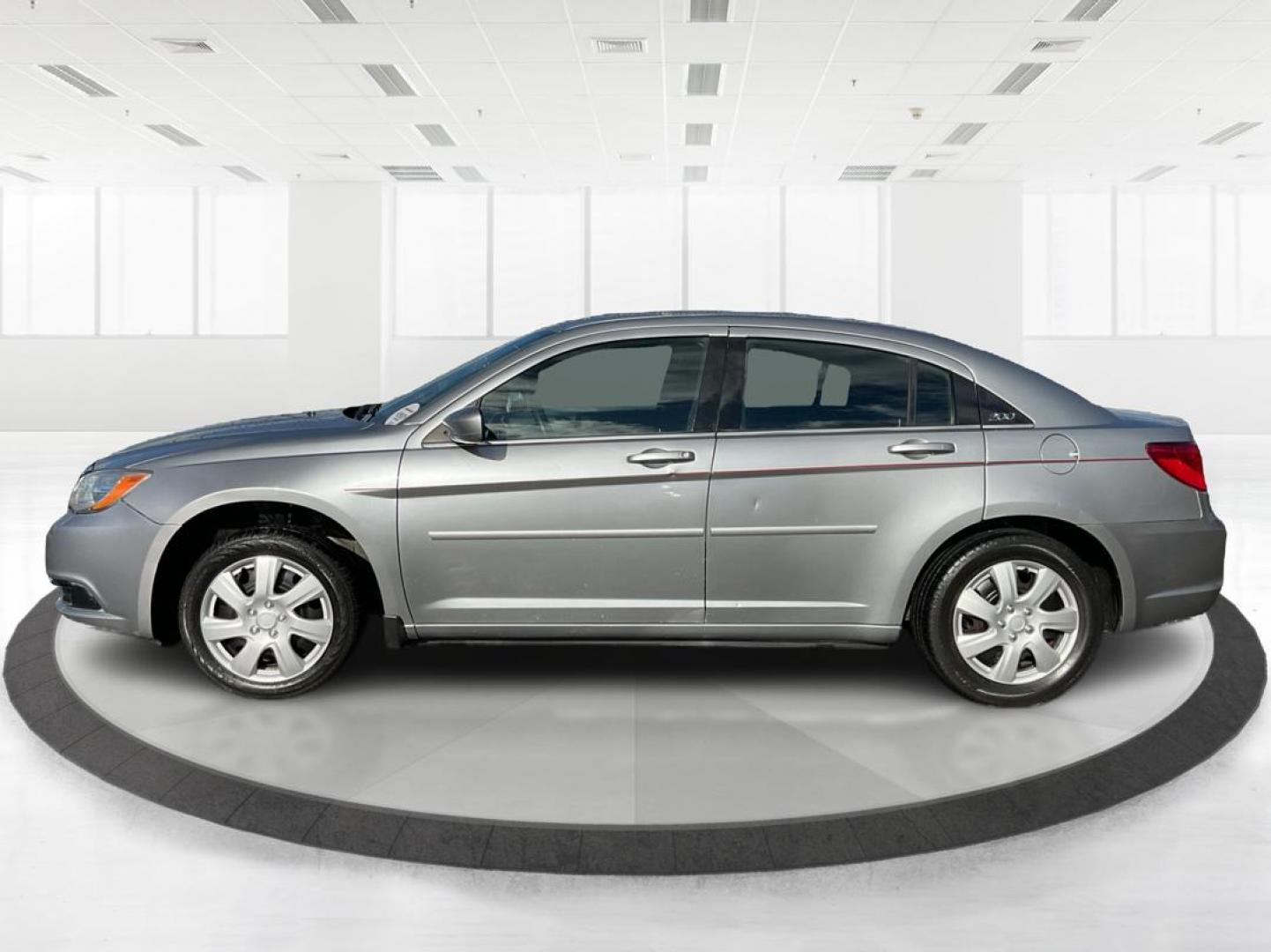 2014 Chrysler 200 LX (1C3CCBAB2EN) with an Other engine, located at 1230 East Main St, Xenia, OH, 45385, (937) 908-9800, 39.688026, -83.910172 - 2014 Chrysler 200 LX - Photo#5