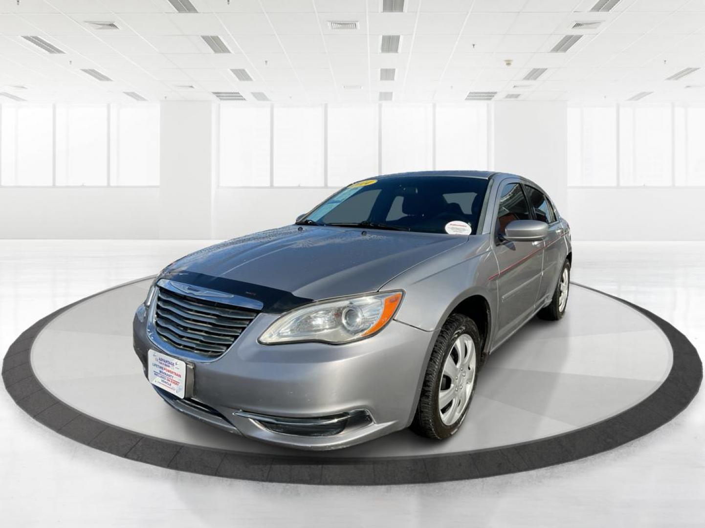 2014 Chrysler 200 LX (1C3CCBAB2EN) with an Other engine, located at 1230 East Main St, Xenia, OH, 45385, (937) 908-9800, 39.688026, -83.910172 - 2014 Chrysler 200 LX - Photo#7