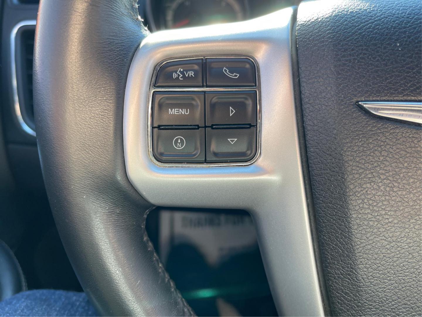 2014 Chrysler 200 Limited (1C3CCBCG0EN) with an 3.6L V6 DOHC 24V FFV engine, 6-Speed Automatic transmission, located at 880 E. National Road, Vandalia, OH, 45377, (937) 908-9800, 39.891918, -84.183594 - 2014 Chrysler 200 Limited - Photo#15