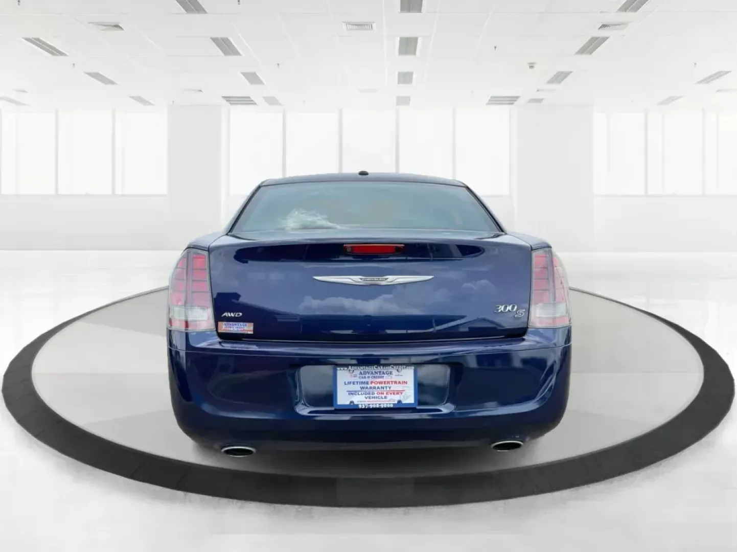 2014 Chrysler 300 S (2C3CCAGG2EH) with an Other engine, located at 8750 N County Rd 25A, Piqua, OH, 45356, (937) 908-9800, 40.164391, -84.232513 - 2014 Chrysler 300 S - Photo#3