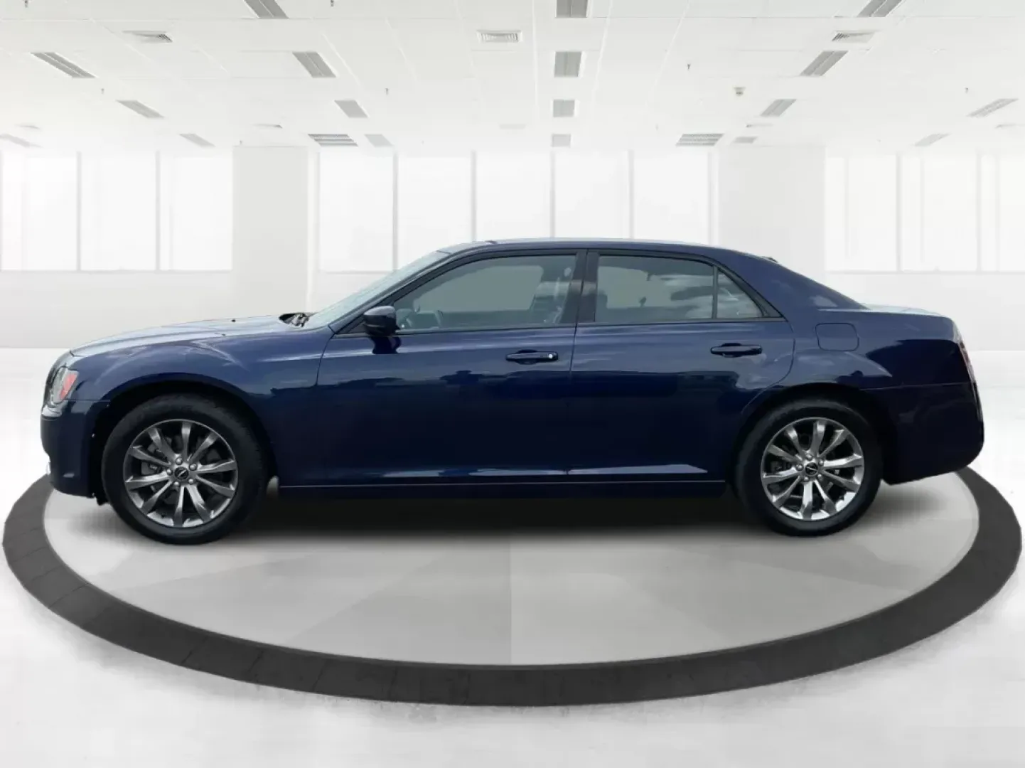 2014 Chrysler 300 S (2C3CCAGG2EH) with an Other engine, located at 8750 N County Rd 25A, Piqua, OH, 45356, (937) 908-9800, 40.164391, -84.232513 - 2014 Chrysler 300 S - Photo#5