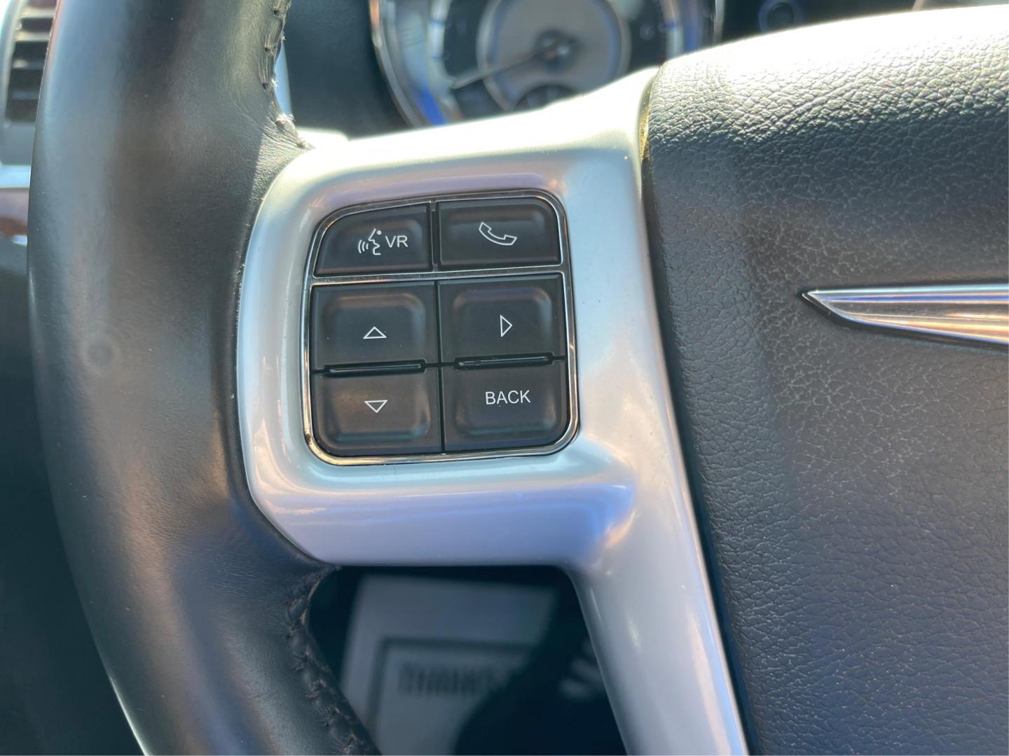 2014 Chrysler 300 RWD (2C3CCAAG8EH) with an Other engine, located at 4508 South Dixie Dr, Moraine, OH, 45439, (937) 908-9800, 39.689976, -84.218452 - 2014 Chrysler 300 RWD - Photo#15