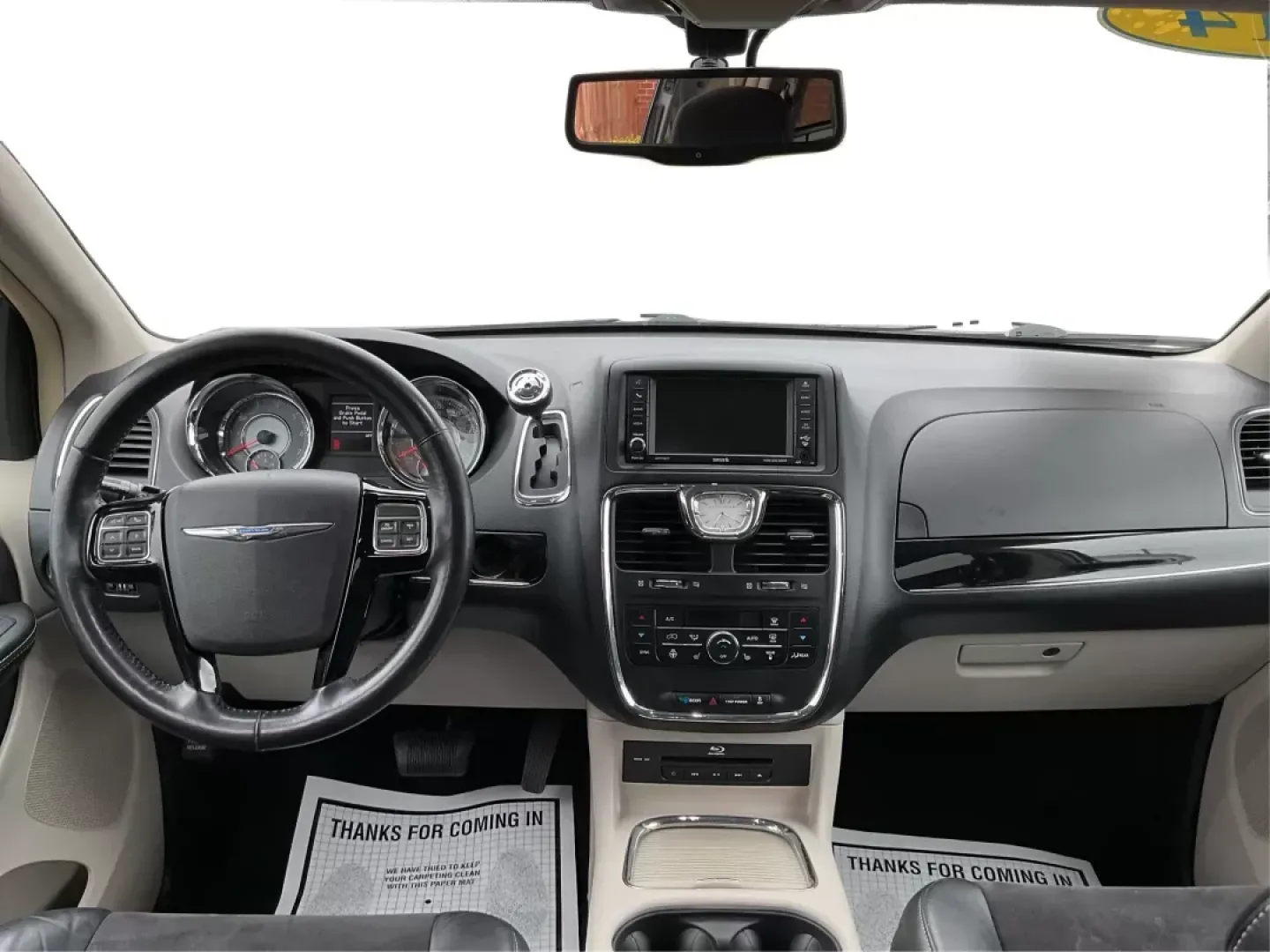 2014 Chrysler Town and Country Touring-L 30th Anniversary (2C4RC1CG7ER) with an Pentastar 3.6L V-6 DOHC engine, located at 1184 Kauffman Ave, Fairborn, OH, 45324, (937) 908-9800, 39.807072, -84.030914 - 2014 Chrysler Town and Country Touring-L 30th Anniversary - Photo#20