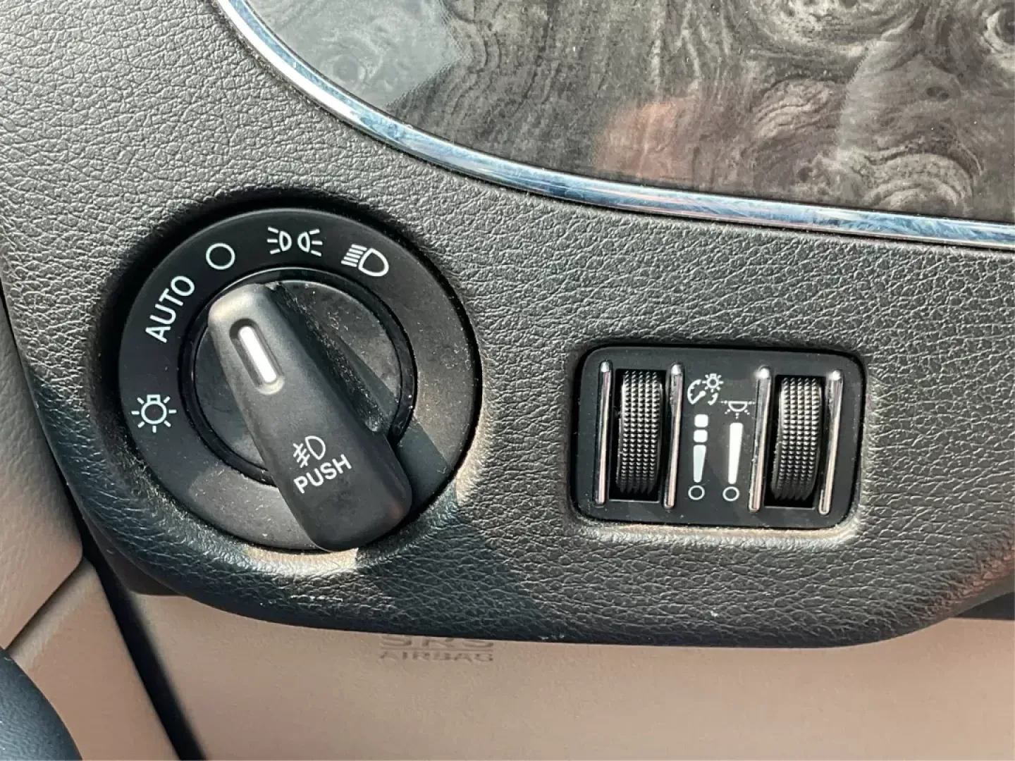 2014 Chrysler Town and Country Touring (2C4RC1BG3ER) with an 3.6L V6 DOHC 24V engine, 6-Speed Automatic transmission, located at 8750 N County Rd 25A, Piqua, OH, 45356, (937) 908-9800, 40.164391, -84.232513 - Elevate your family's adventures with the 2014 Chrysler Town and Country Touring van, available now at Advantage Car and Credit in Fairborn, OH. This spacious and versatile vehicle is perfect for growing families, weekend trips, or anyone looking for the ultimate comfort in commuting. With ample s - Photo#16