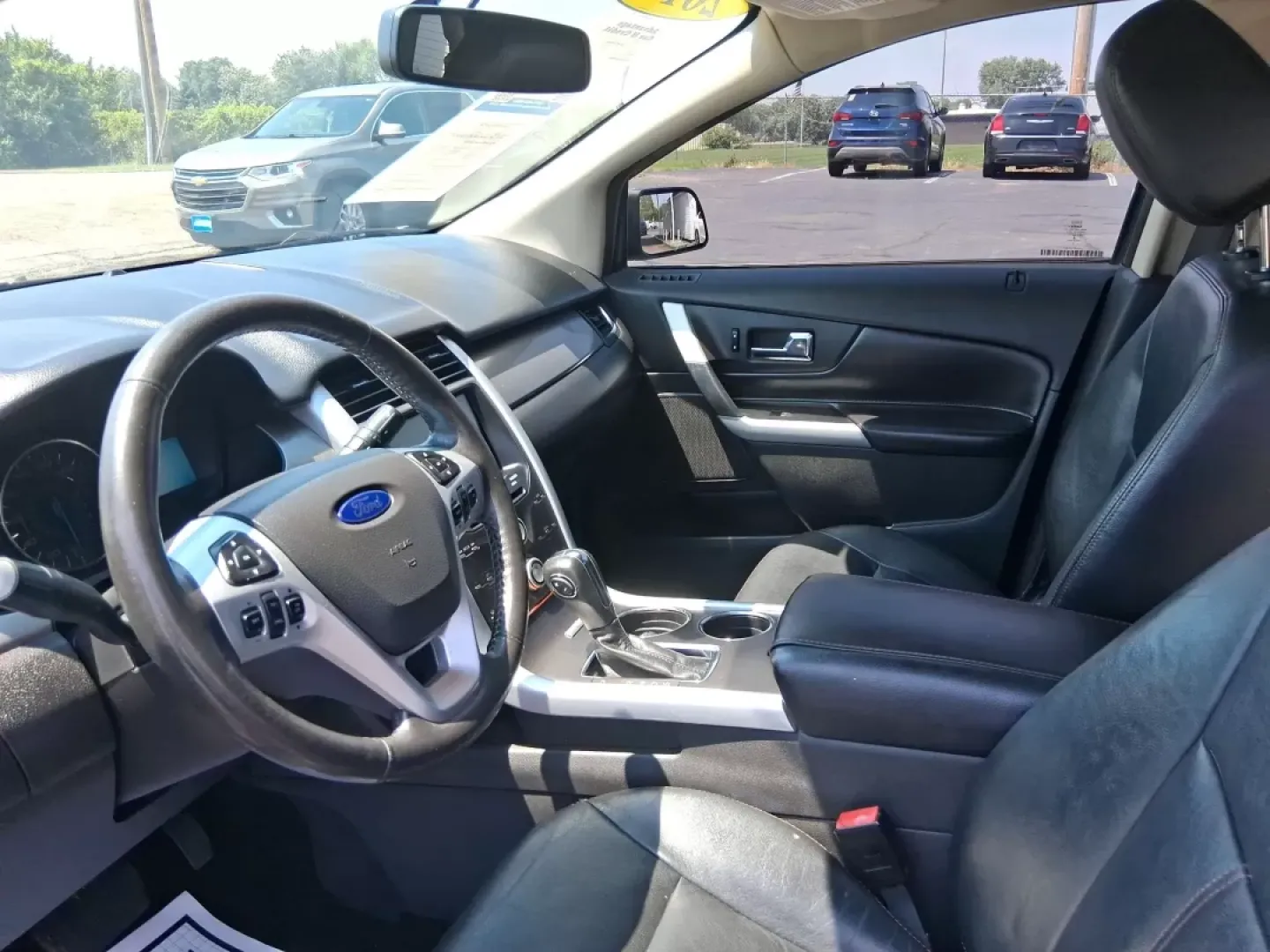 2014 Ford Edge SEL (2FMDK4JCXEB) with an 3.5L V-6 DOHC engine, located at 1184 Kauffman Ave, Fairborn, OH, 45324, (937) 908-9800, 39.807072, -84.030914 - Are you searching for the perfect vehicle to elevate your family adventures or enhance your daily commute? Look no further! The 2014 Ford Edge SEL is designed to fit every aspect of your lifestyle, whether you're navigating busy city streets, embarking on weekend getaways, or simply running errands - Photo#9