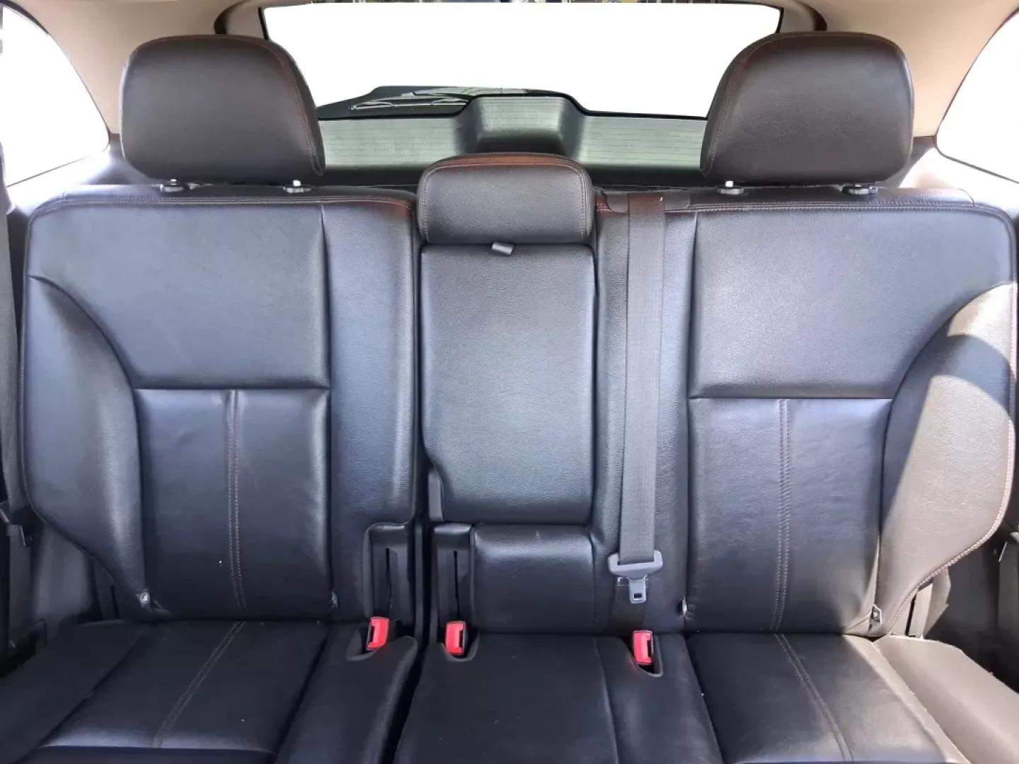 2014 Ford Edge SEL (2FMDK4JCXEB) with an 3.5L V-6 DOHC engine, located at 1184 Kauffman Ave, Fairborn, OH, 45324, (937) 908-9800, 39.807072, -84.030914 - Are you searching for the perfect vehicle to elevate your family adventures or enhance your daily commute? Look no further! The 2014 Ford Edge SEL is designed to fit every aspect of your lifestyle, whether you're navigating busy city streets, embarking on weekend getaways, or simply running errands - Photo#14