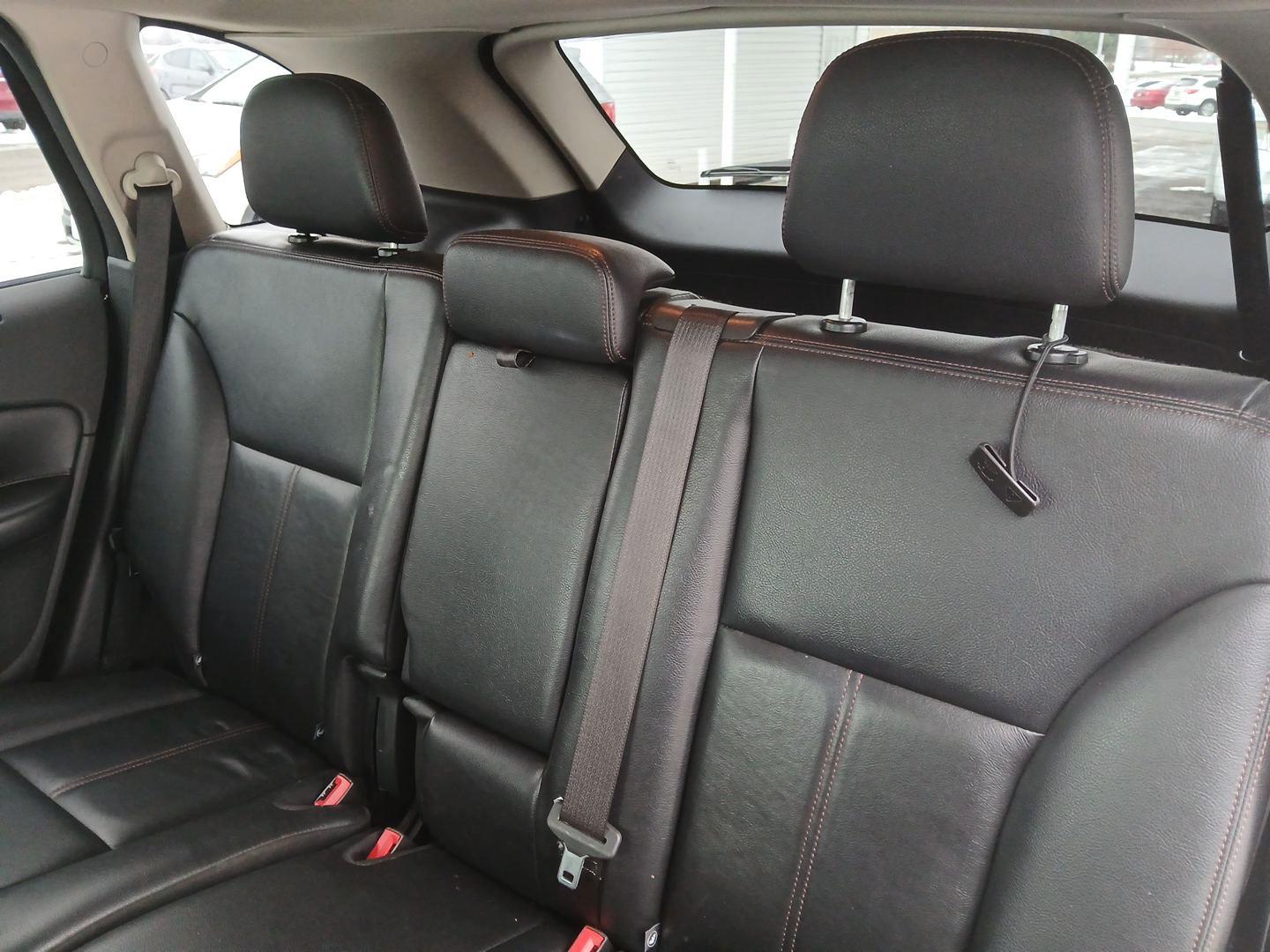 2014 Ford Edge SEL FWD (2FMDK3JC1EB) with an 3.5L V6 DOHC 24V engine, 6-Speed Automatic transmission, located at 8750 N County Rd 25A, Piqua, OH, 45356, (937) 908-9800, 40.164391, -84.232513 - 2014 Ford Edge SEL FWD - Photo#9