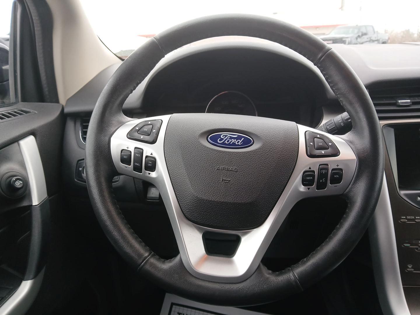 2014 Ford Edge SEL FWD (2FMDK3JC1EB) with an 3.5L V6 DOHC 24V engine, 6-Speed Automatic transmission, located at 8750 N County Rd 25A, Piqua, OH, 45356, (937) 908-9800, 40.164391, -84.232513 - 2014 Ford Edge SEL FWD - Photo#15