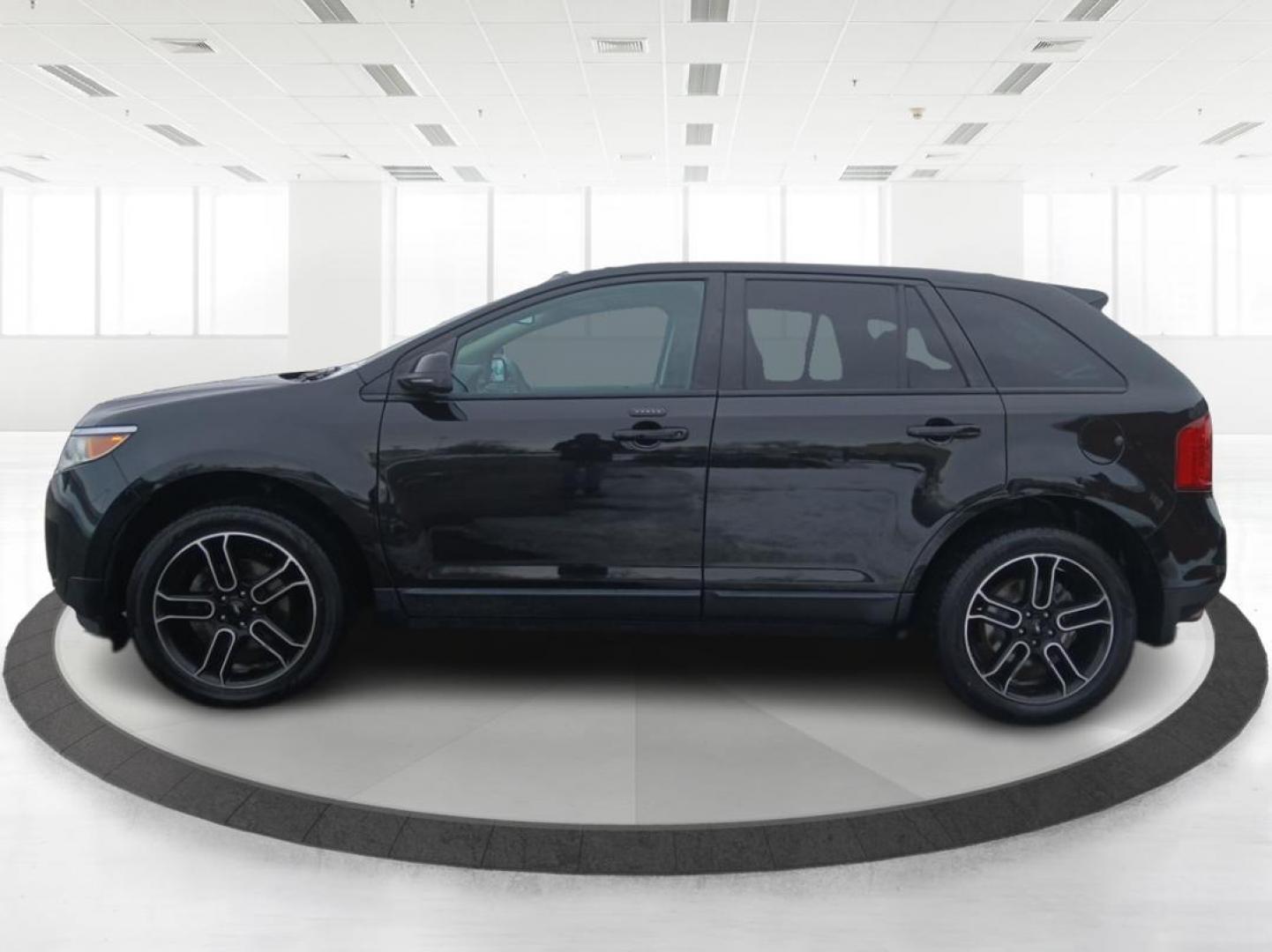 2014 Ford Edge SEL FWD (2FMDK3JC1EB) with an 3.5L V6 DOHC 24V engine, 6-Speed Automatic transmission, located at 8750 N County Rd 25A, Piqua, OH, 45356, (937) 908-9800, 40.164391, -84.232513 - 2014 Ford Edge SEL FWD - Photo#5