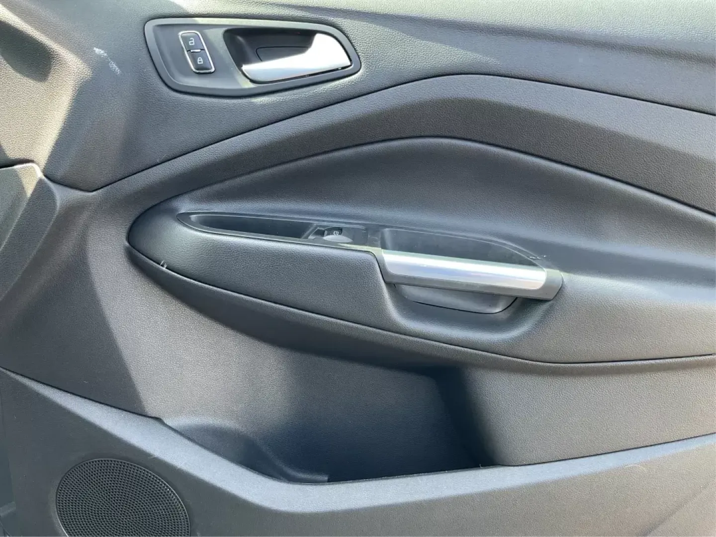 2014 Ford Escape Titanium (1FMCU9J98EU) with an Other engine, located at 1099 N County Rd 25A, Troy, OH, 45373, (937) 908-9800, 40.057079, -84.212883 - 2014 Ford Escape Titanium - Photo#18