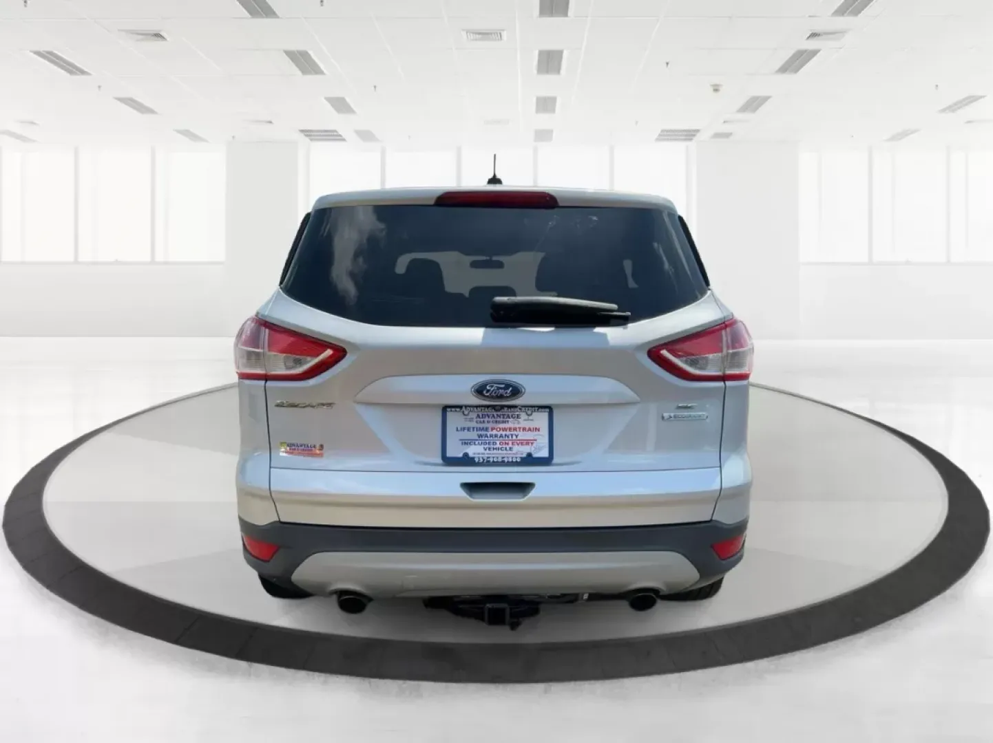 2014 Ford Escape SE (1FMCU0GX6EU) with an Other engine, located at 4508 South Dixie Dr, Moraine, OH, 45439, (937) 908-9800, 39.689976, -84.218452 - Are you searching for the perfect vehicle to accompany your adventures, whether it's for a growing family or weekend getaways? Look no further! At Advantage Car and Credit in Fairborn, OH, we proudly present a stunning **2014 Ford Escape SE** that combines style, comfort, and versatility-all at an u - Photo#3